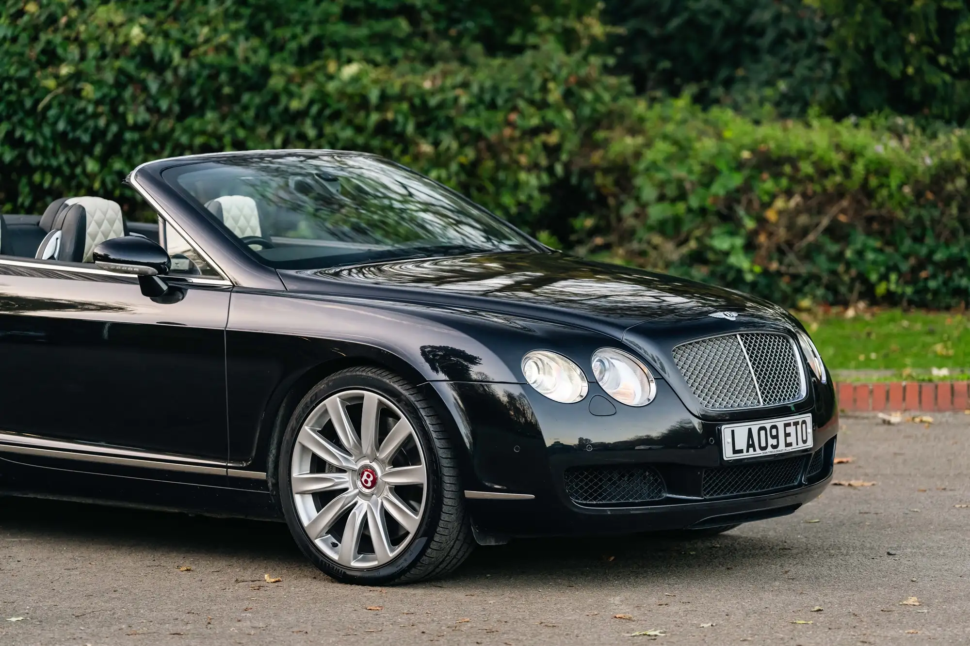 2009 Bentley Comtinental GTC Mulliner-Sold