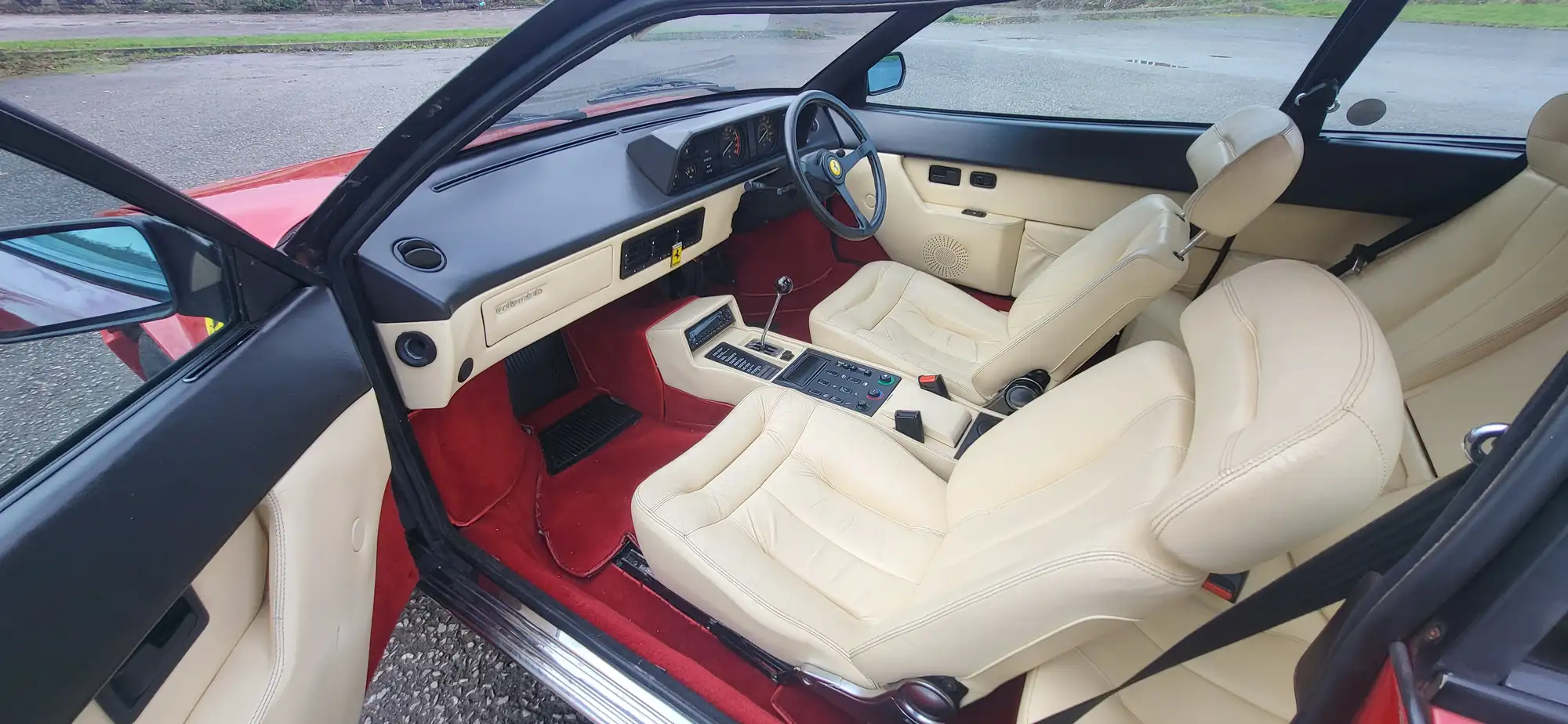 1986 Ferrari Mondial 3.2 QV-Sold