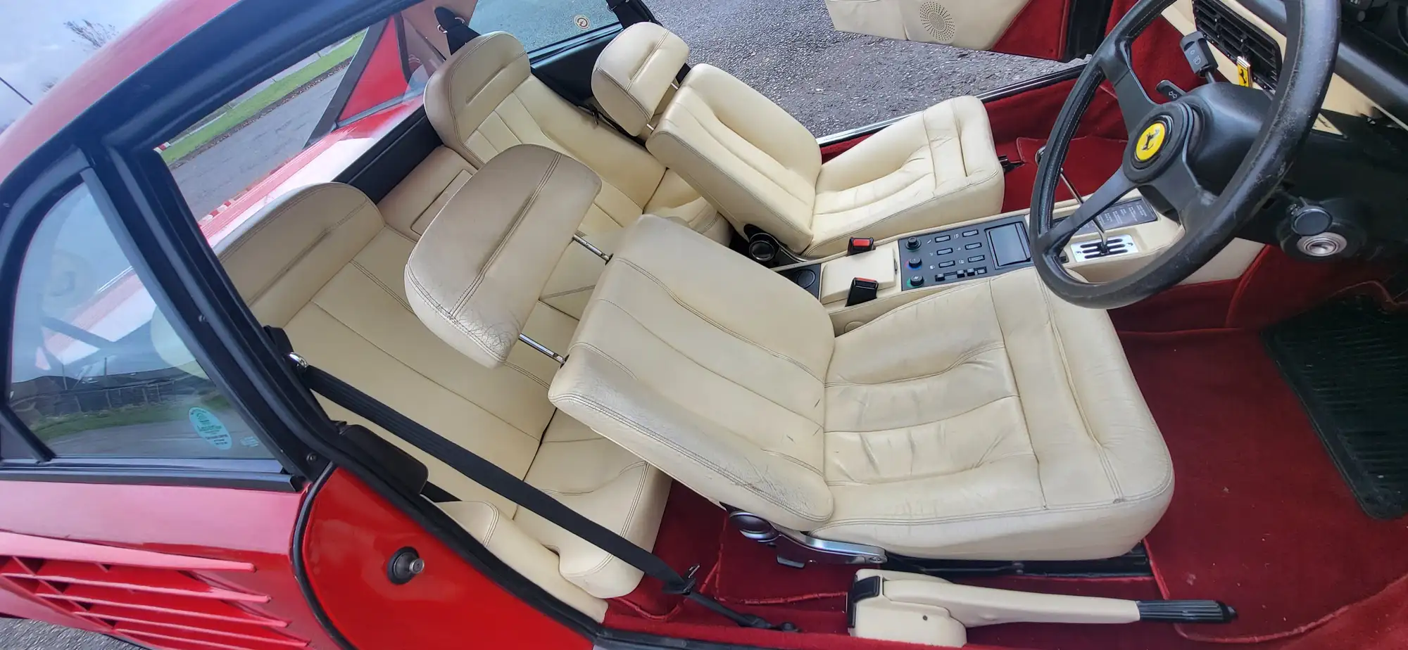 1986 Ferrari Mondial 3.2 QV-Sold