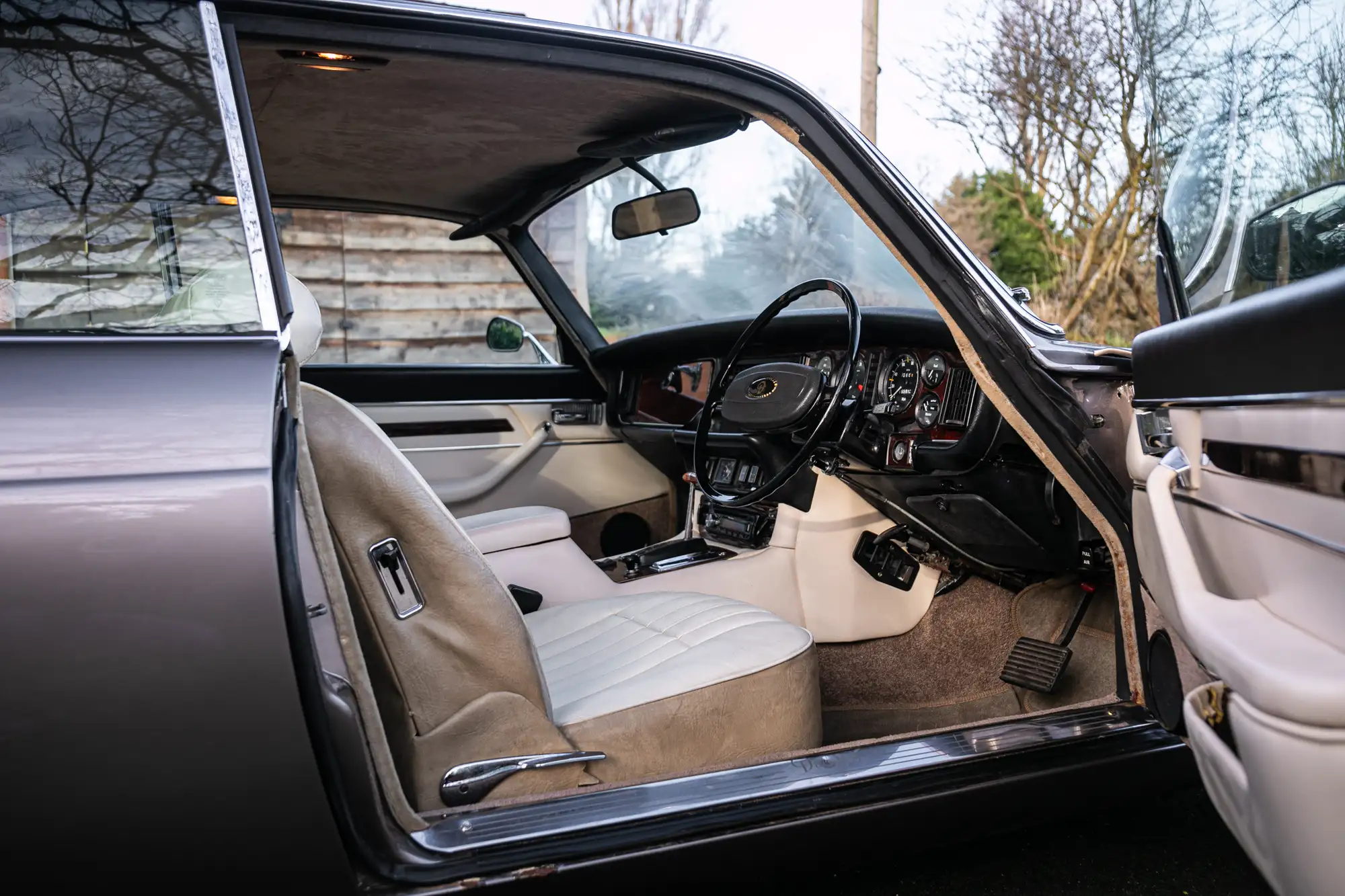 1977 Daimler Sovereign Series 2 4.2-Litre Coupé -Sold