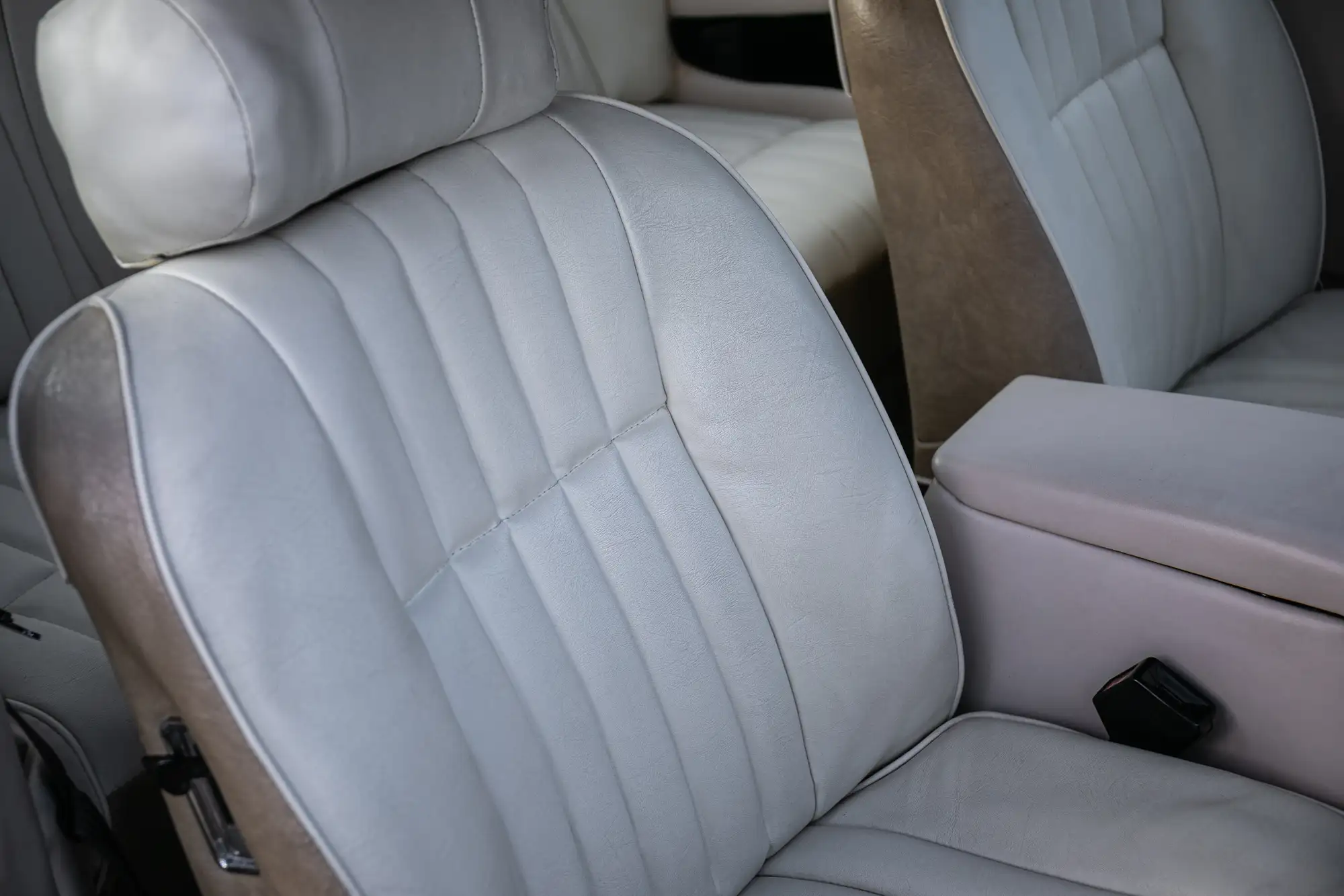 1977 Daimler Sovereign Series 2 4.2-Litre Coupé -Sold