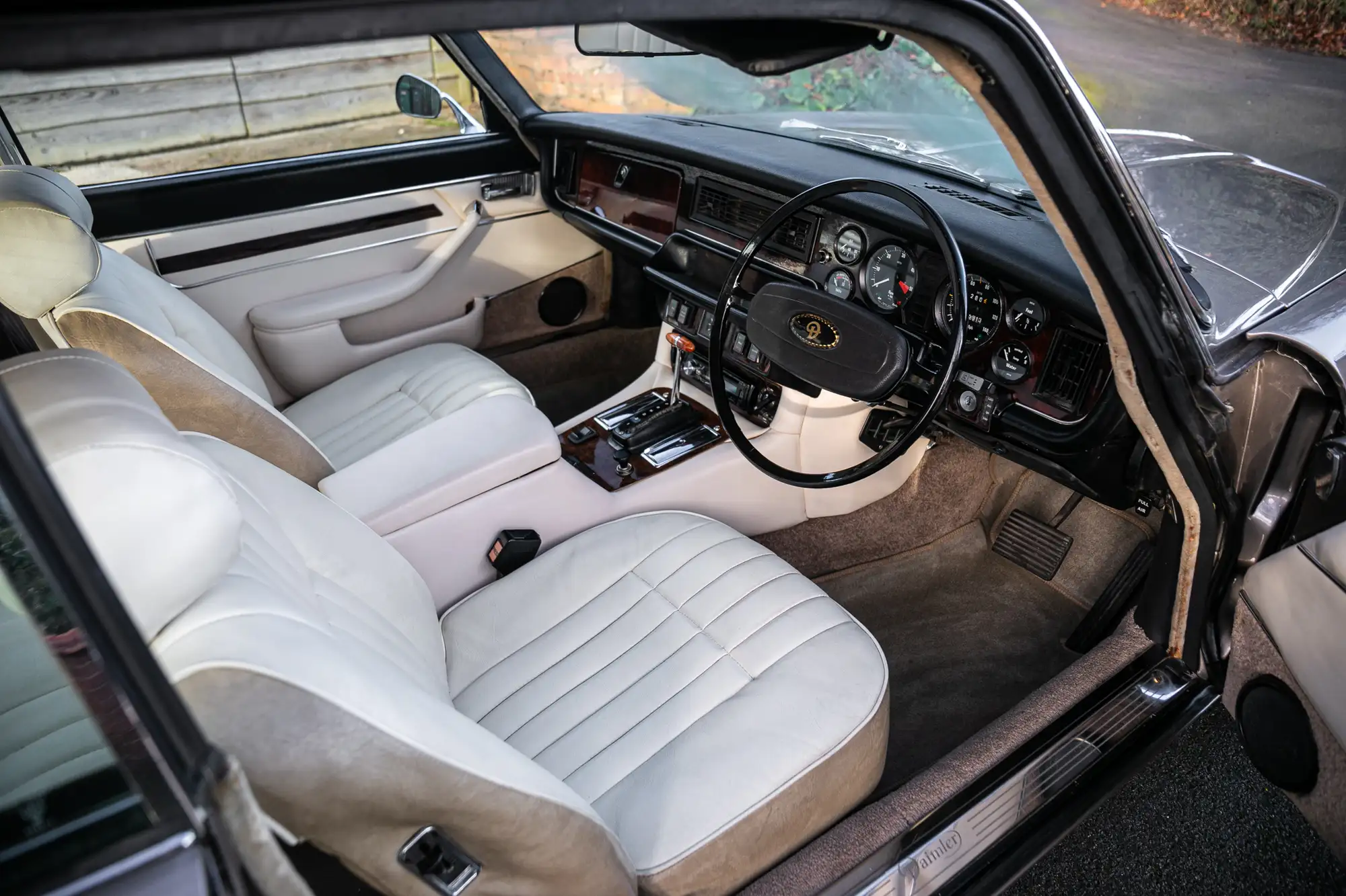 1977 Daimler Sovereign Series 2 4.2-Litre Coupé -Sold