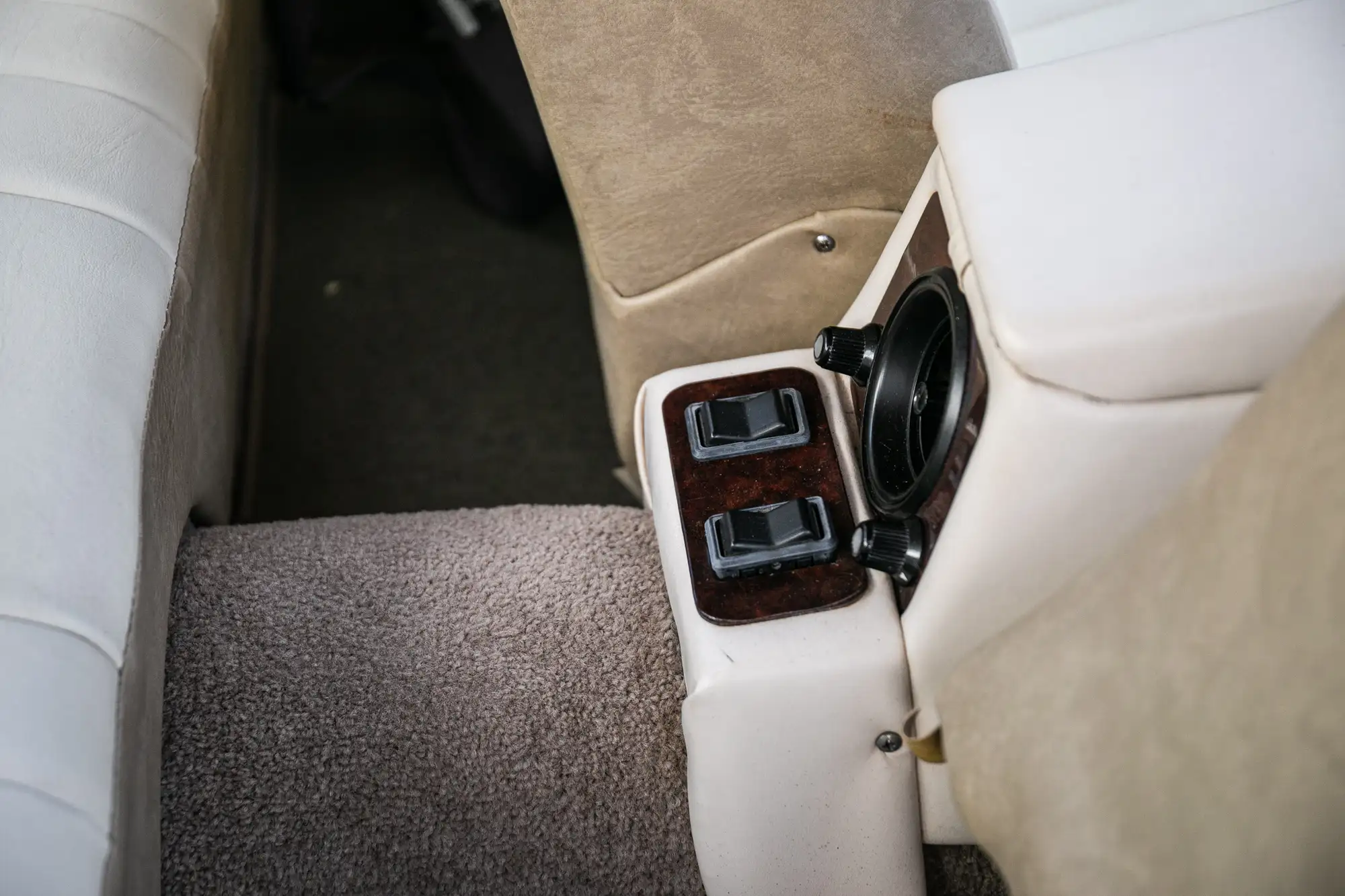 1977 Daimler Sovereign Series 2 4.2-Litre Coupé -Sold