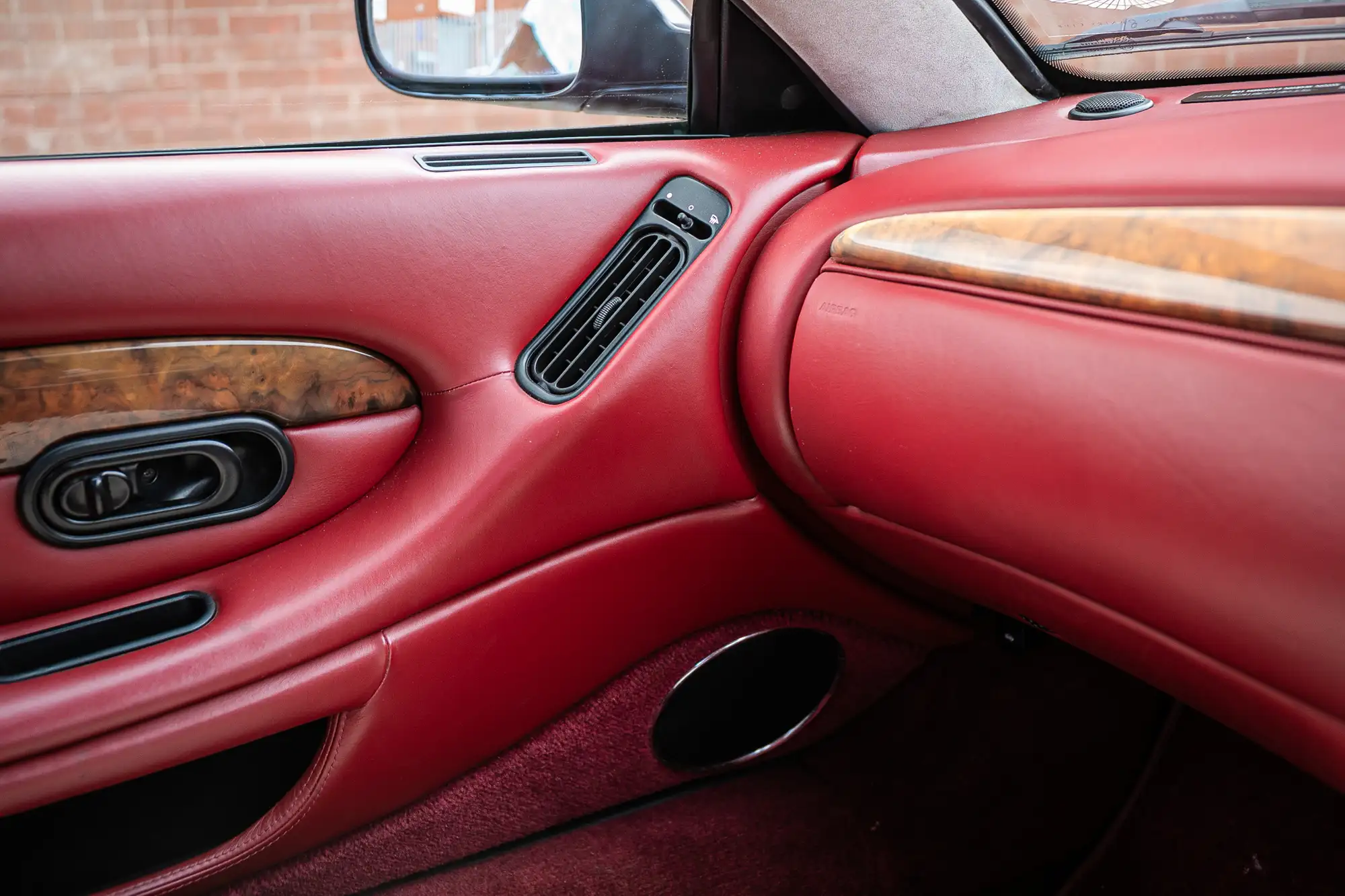 2001 Aston Martin DB7 Vantage - Manual - Ex-Press Car-Sold