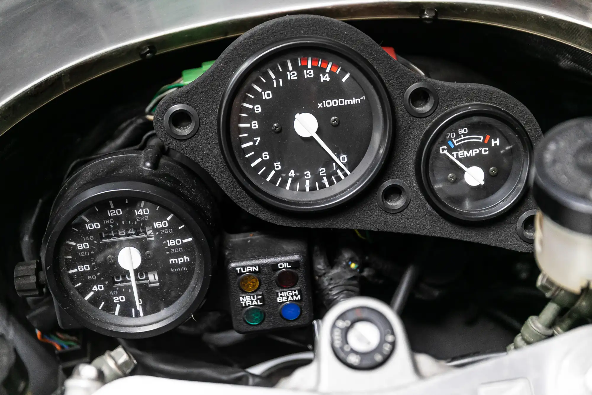 Honda VFR750R Type NC30 748cc-Sold