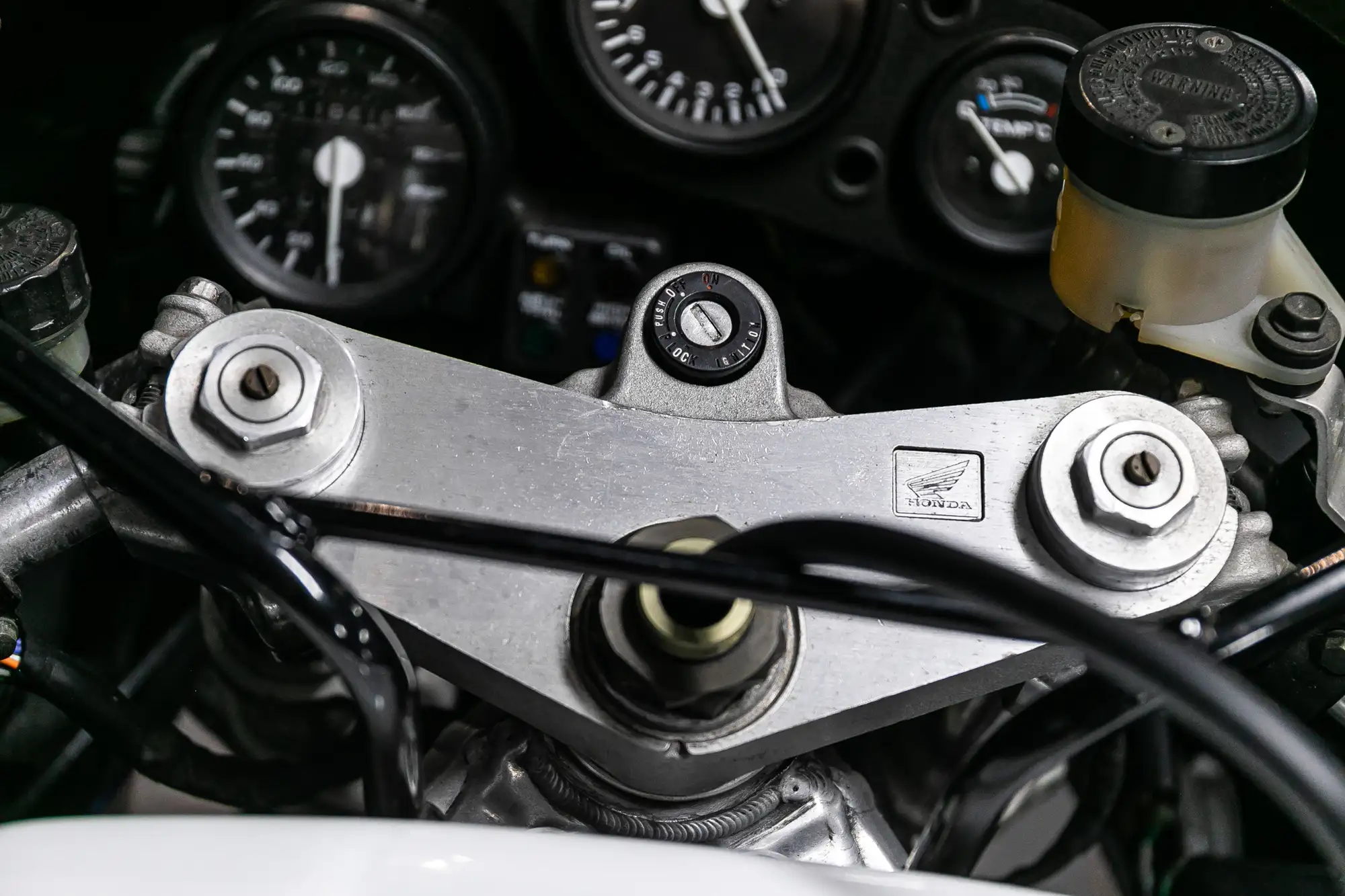 Honda VFR750R Type NC30 748cc-Sold