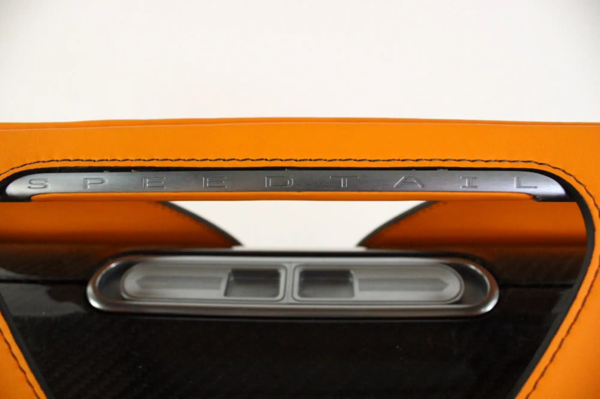 2020 McLaren Speedtail Quarterre Schedoni Carbon Fibre Holda-For Sale