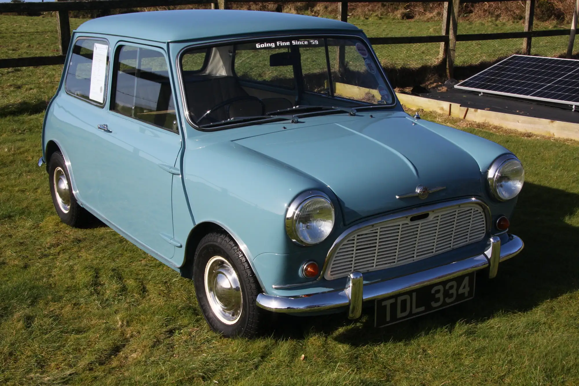 1959 Morris Mini Minor De Luxe  Pre-launch build #485-Sold