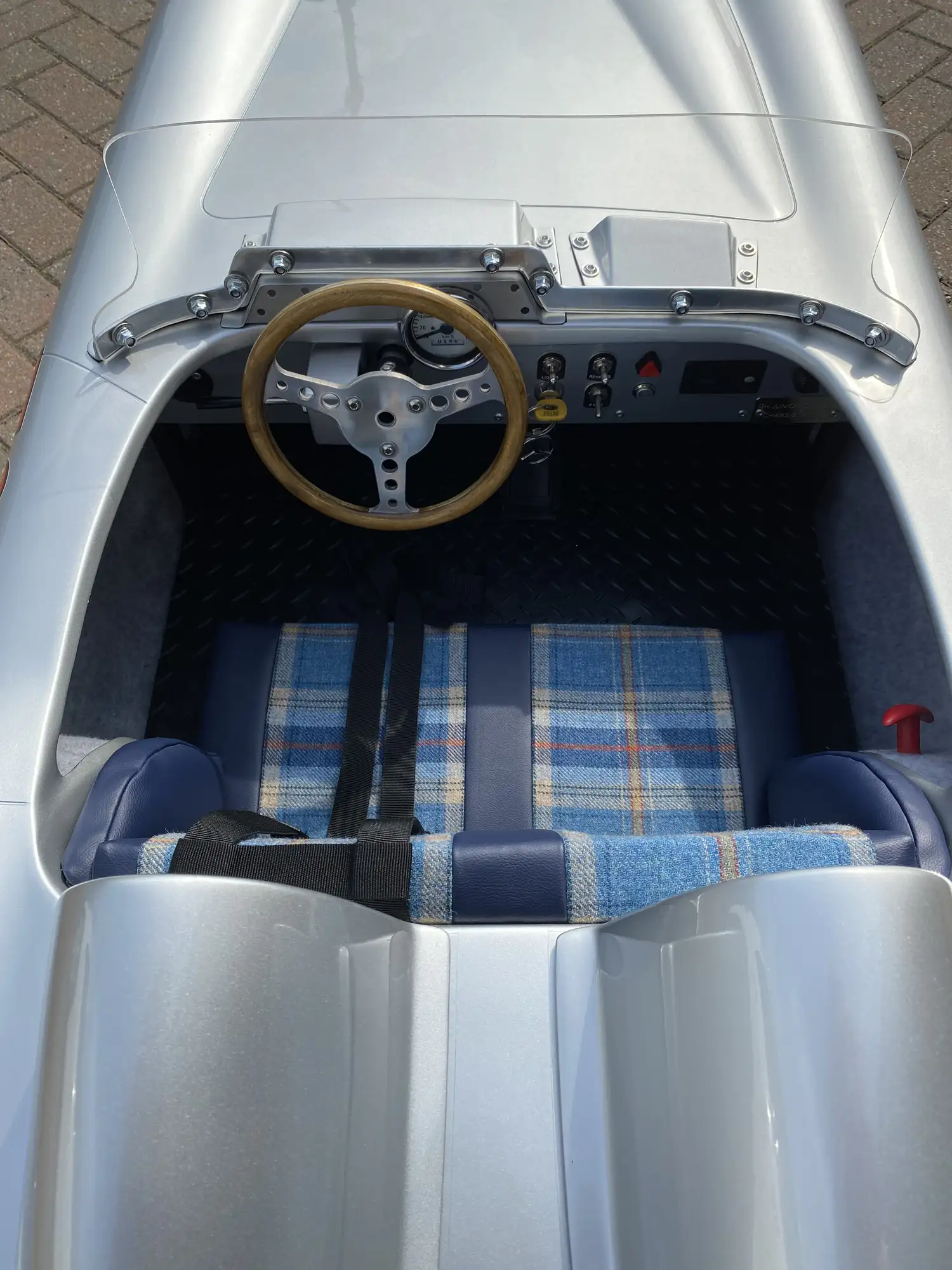 A Unique Hand-Crafted Electric 'Mercedes-Benz' 300 SLR 1:2 S-Sold