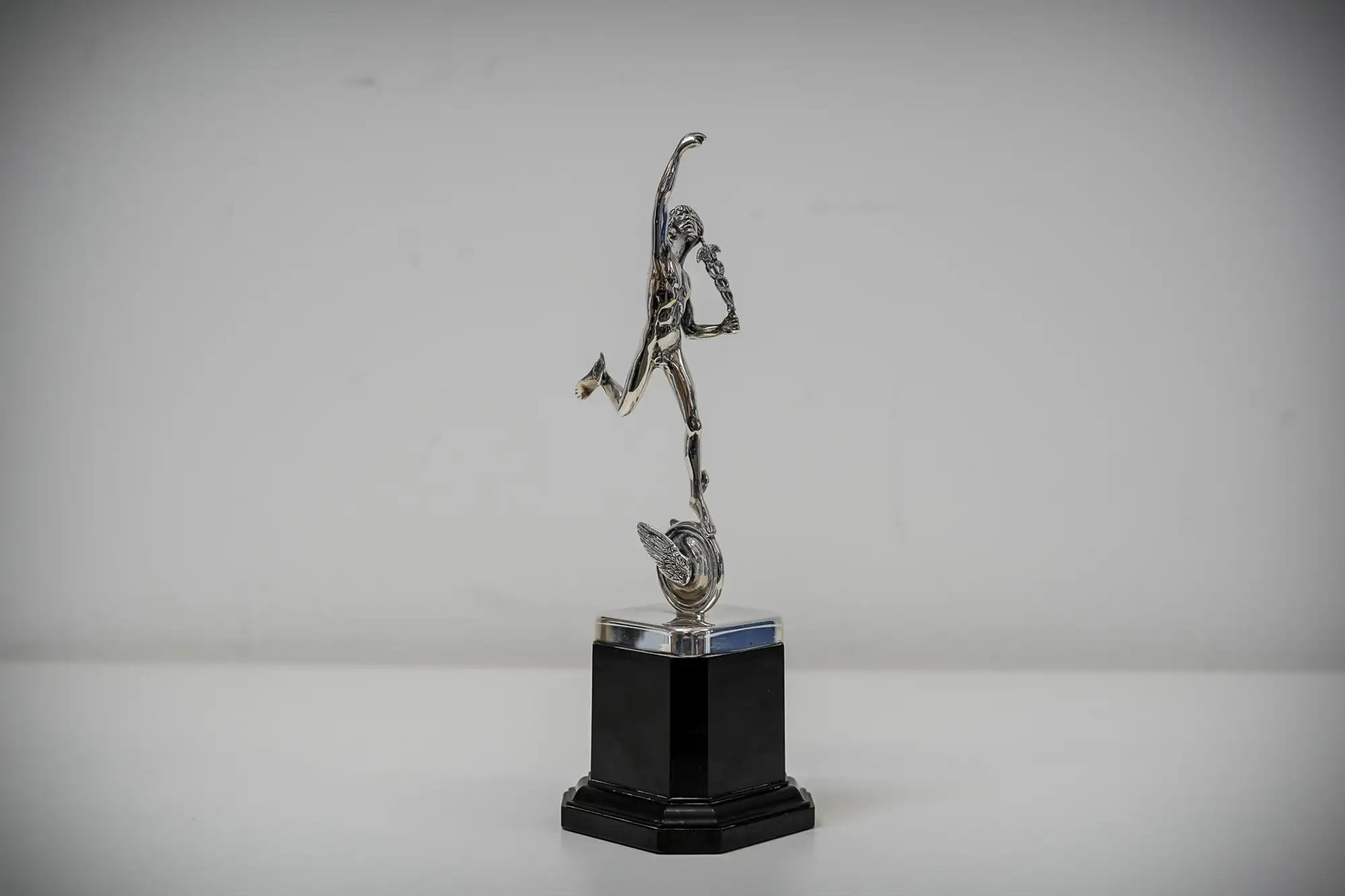 Iconic Auctioneers | 1978 Mike Hailwood Isle of Man TT Silver