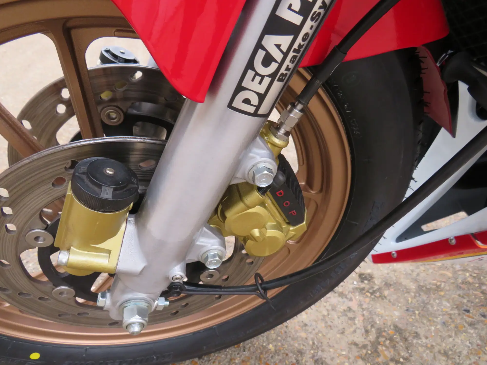 1987 Suzuki RG500 'Barry Sheene Tribute' 748cc-Sold