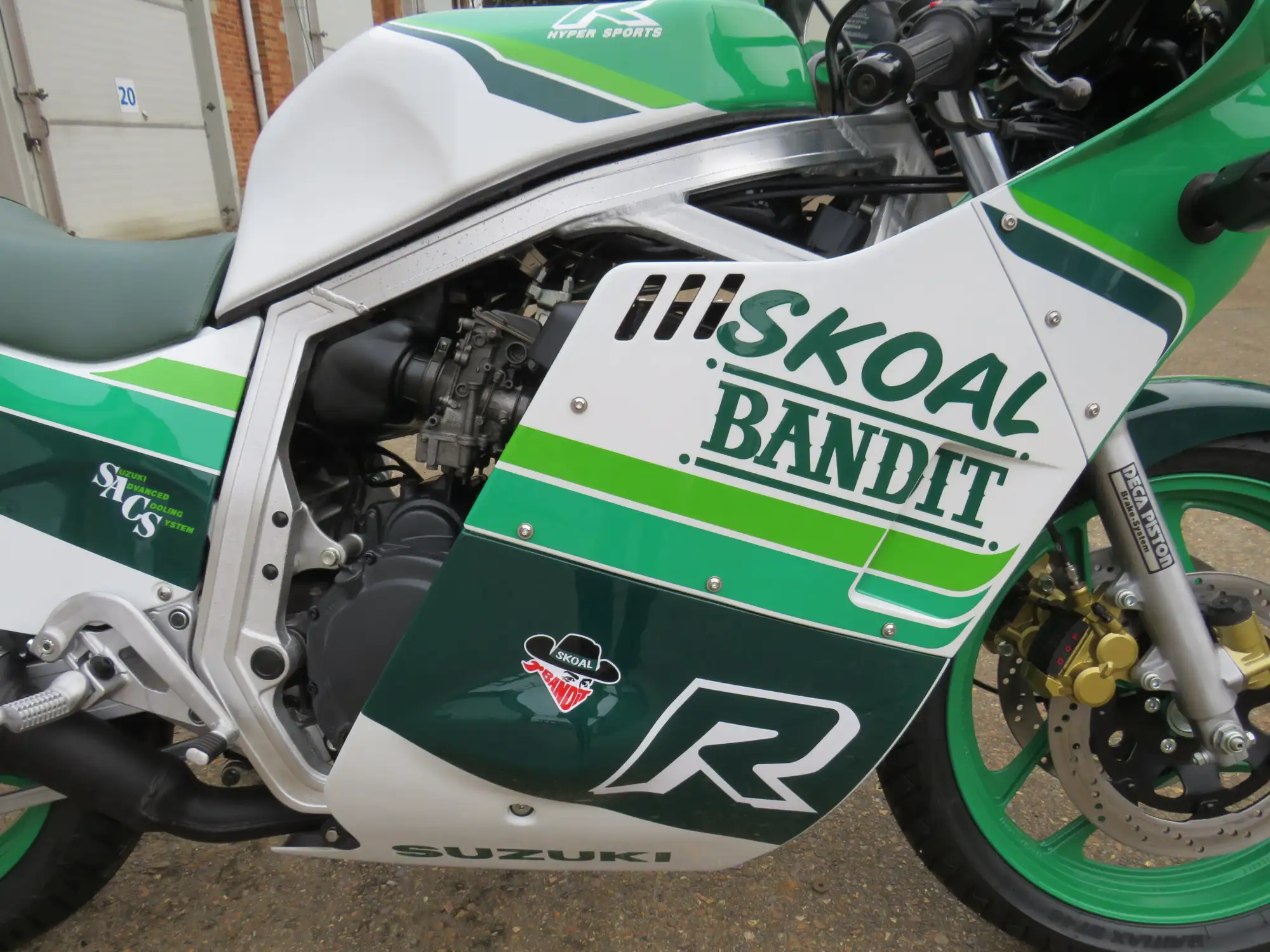 1985 Suzuki GSX-R750F Skoal Bandit Replica 748cc-Sold