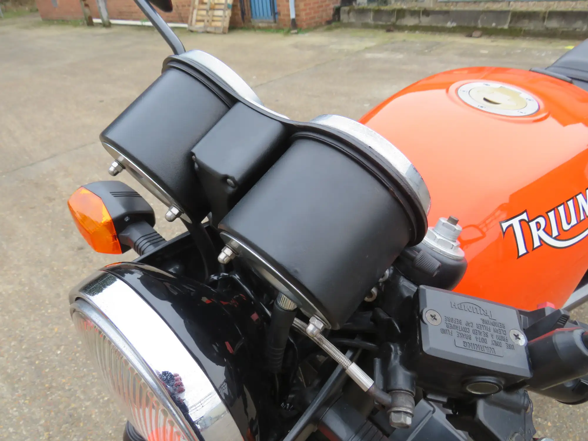 1995 Triumph Speed Triple 900 885cc -Sold