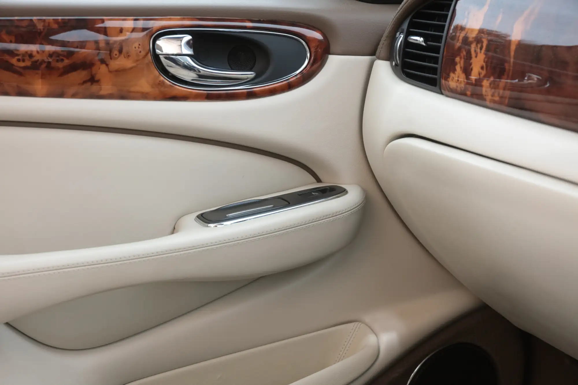 2009 Jaguar XJ X358 Sovereign-Sold