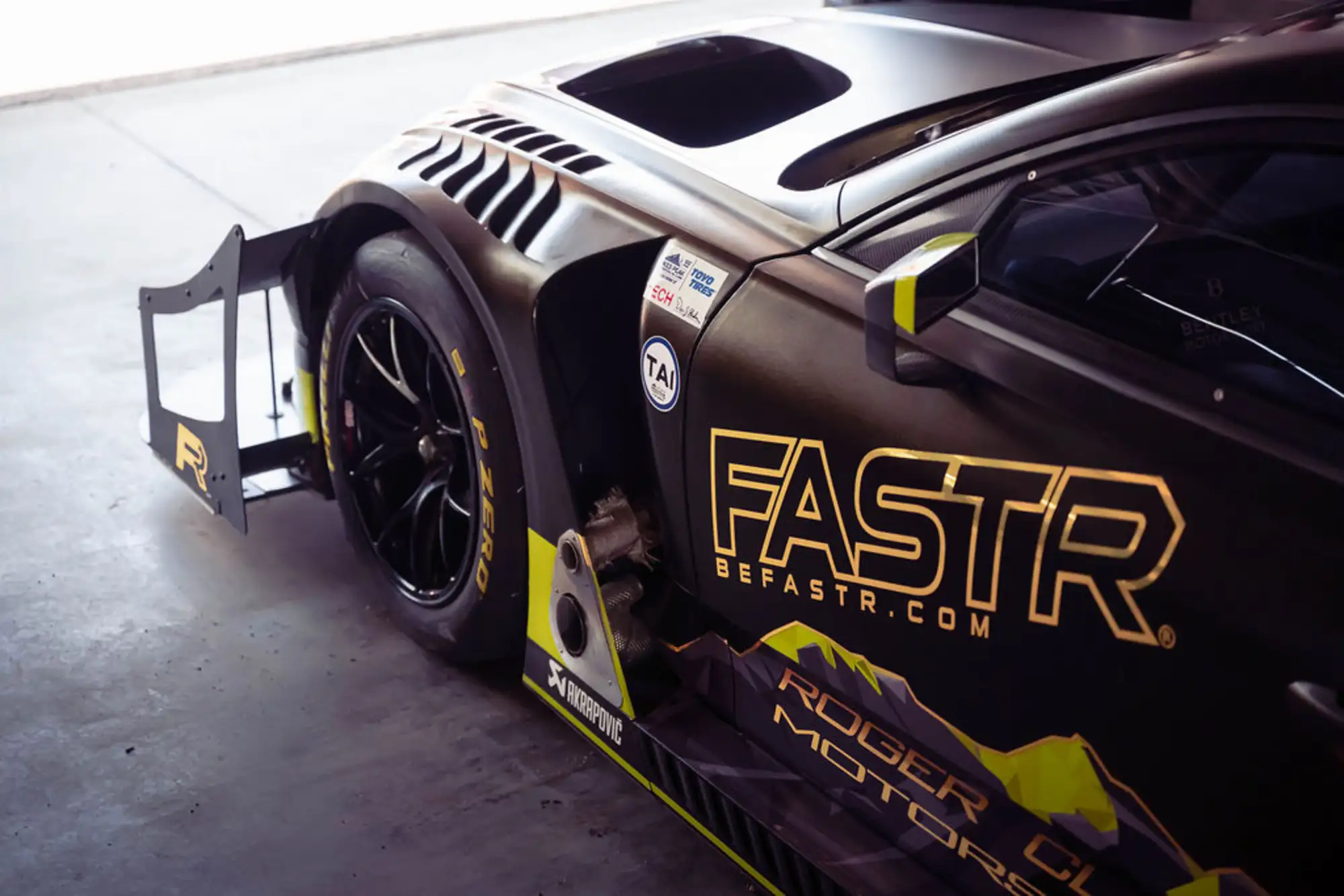 2018 Bentley Continental GT3 - Pikes Peak-For Sale