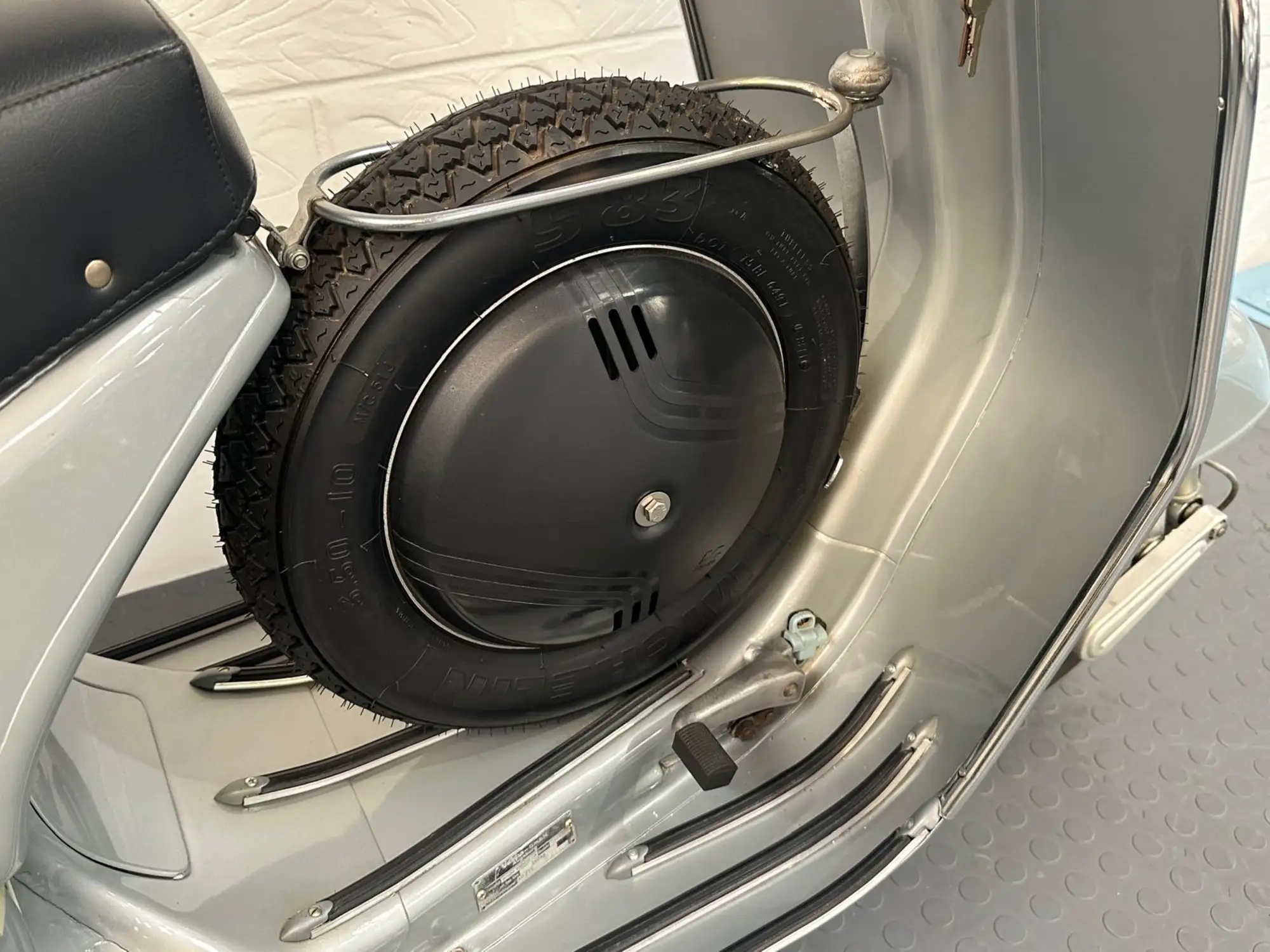 1960 Piaggio Vespa 150GS-Sold