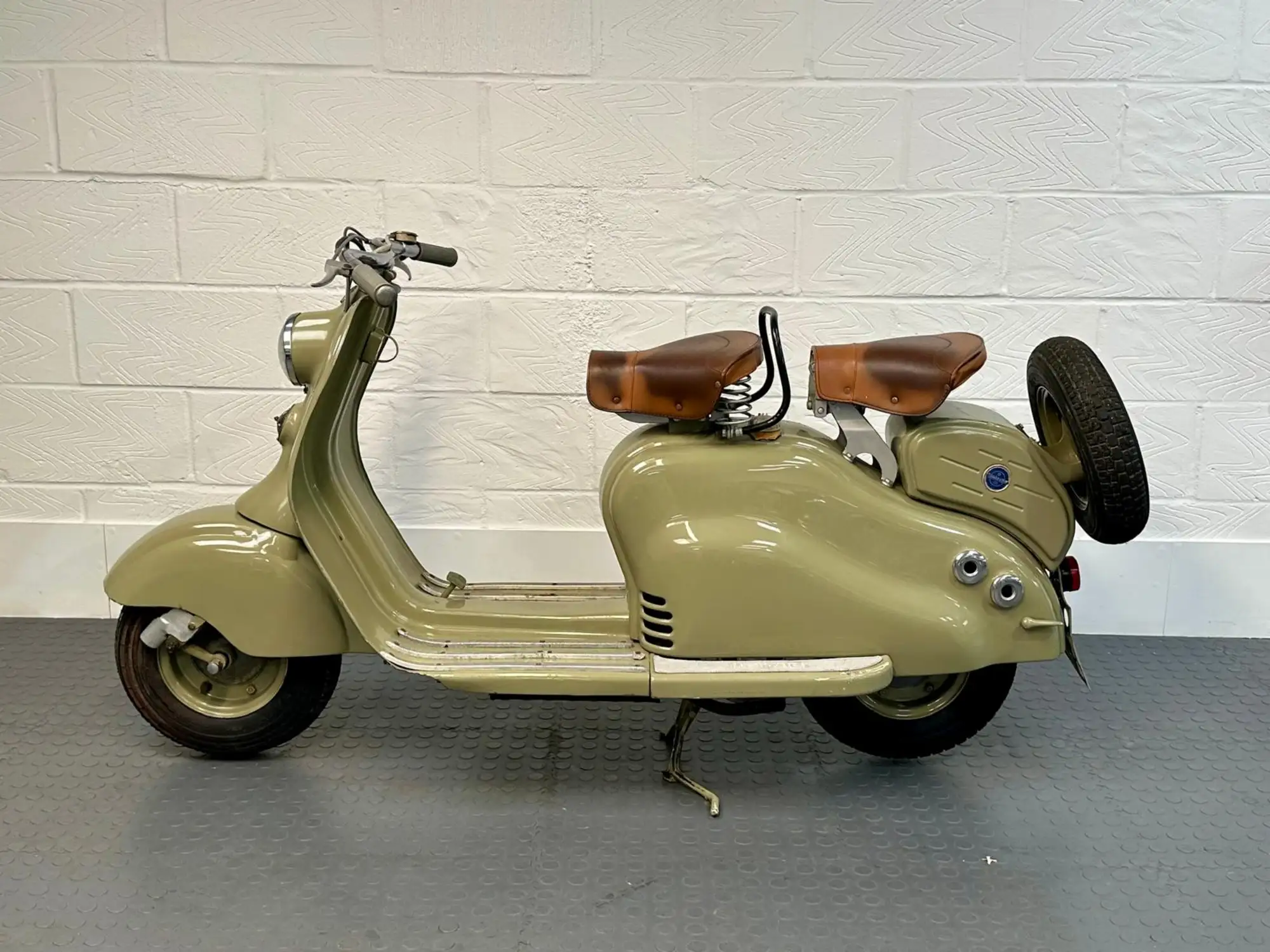 1951 Innocenti Lambretta LC125-Sold