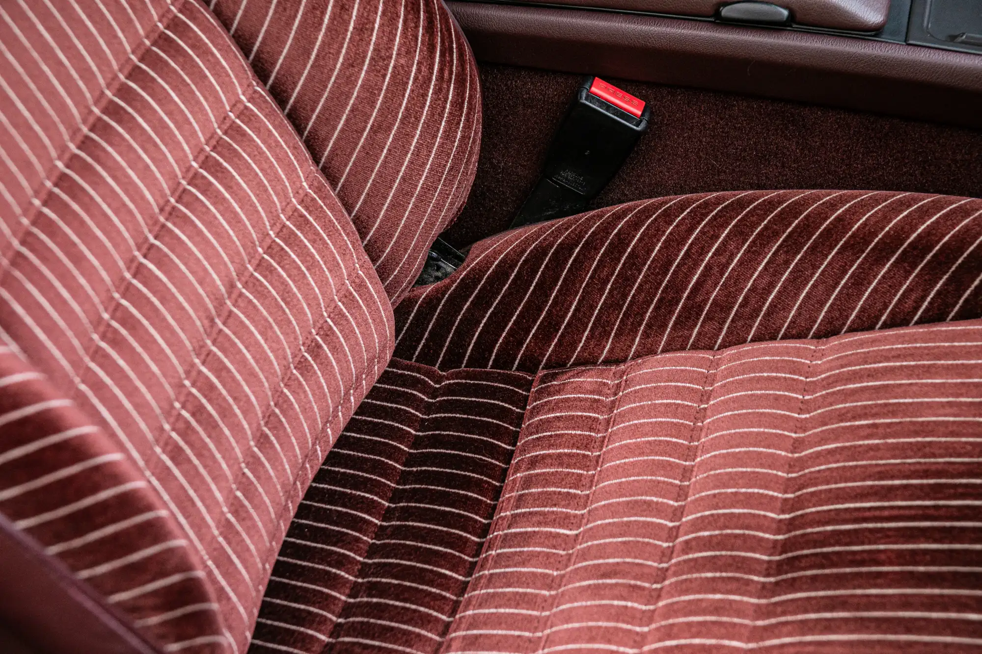 1987 Porsche 944 S1-Sold