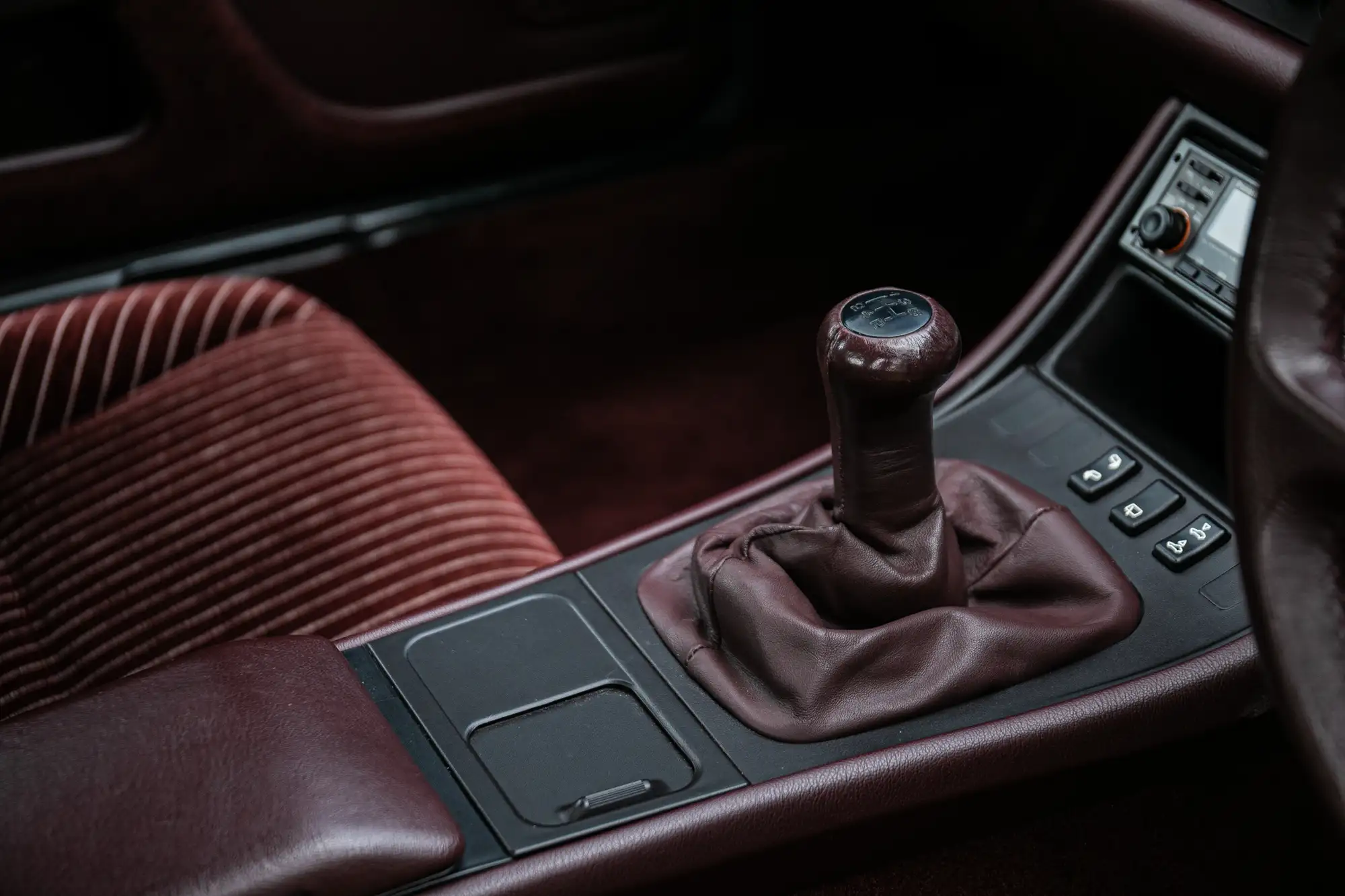 1987 Porsche 944 S1-Sold