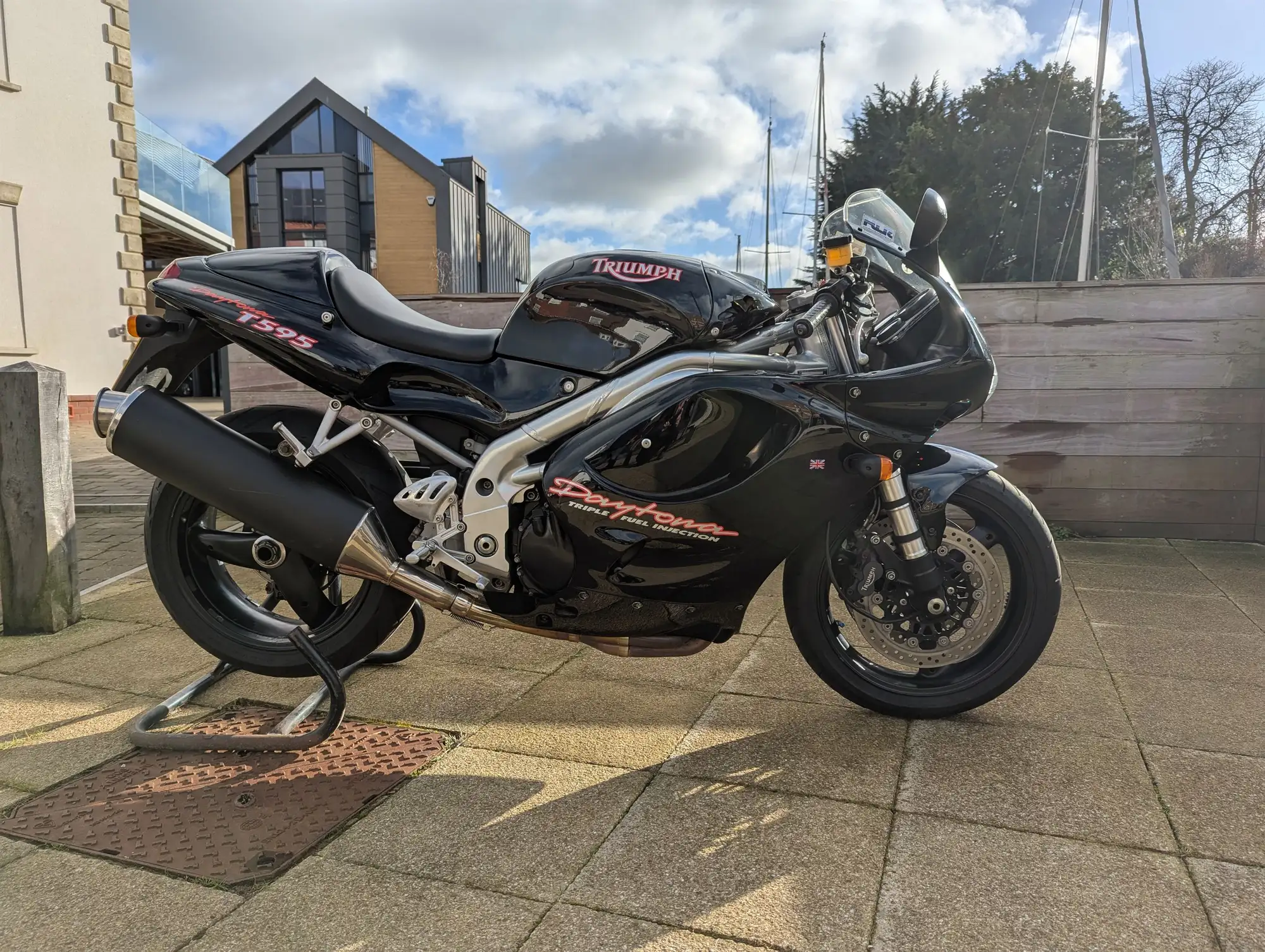 60 TRIUMPH デイトナ T595 走行距離27,496km 実動 純正 フロント