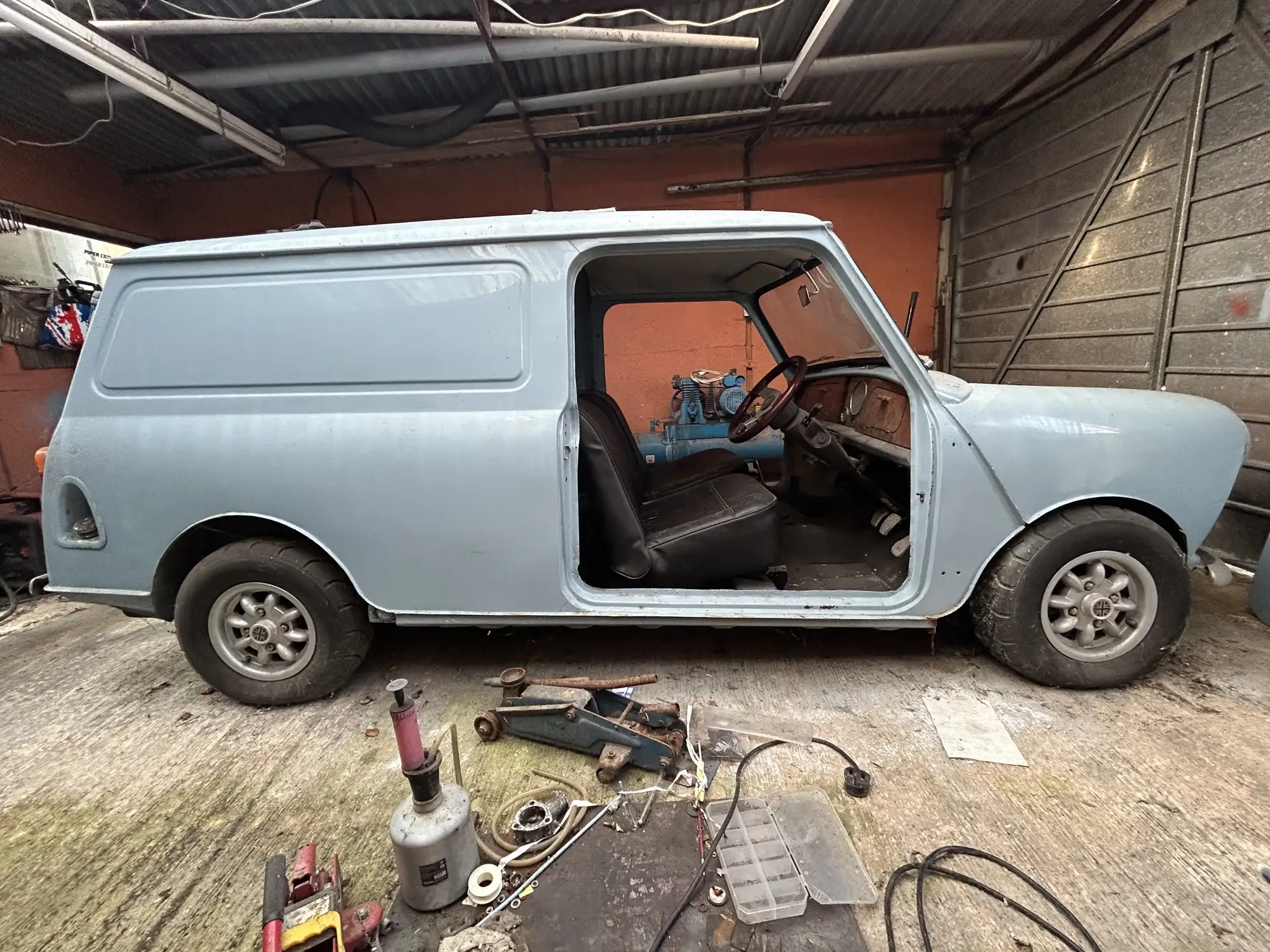1979  Mini Van 95 (1310cc) Project-Sold