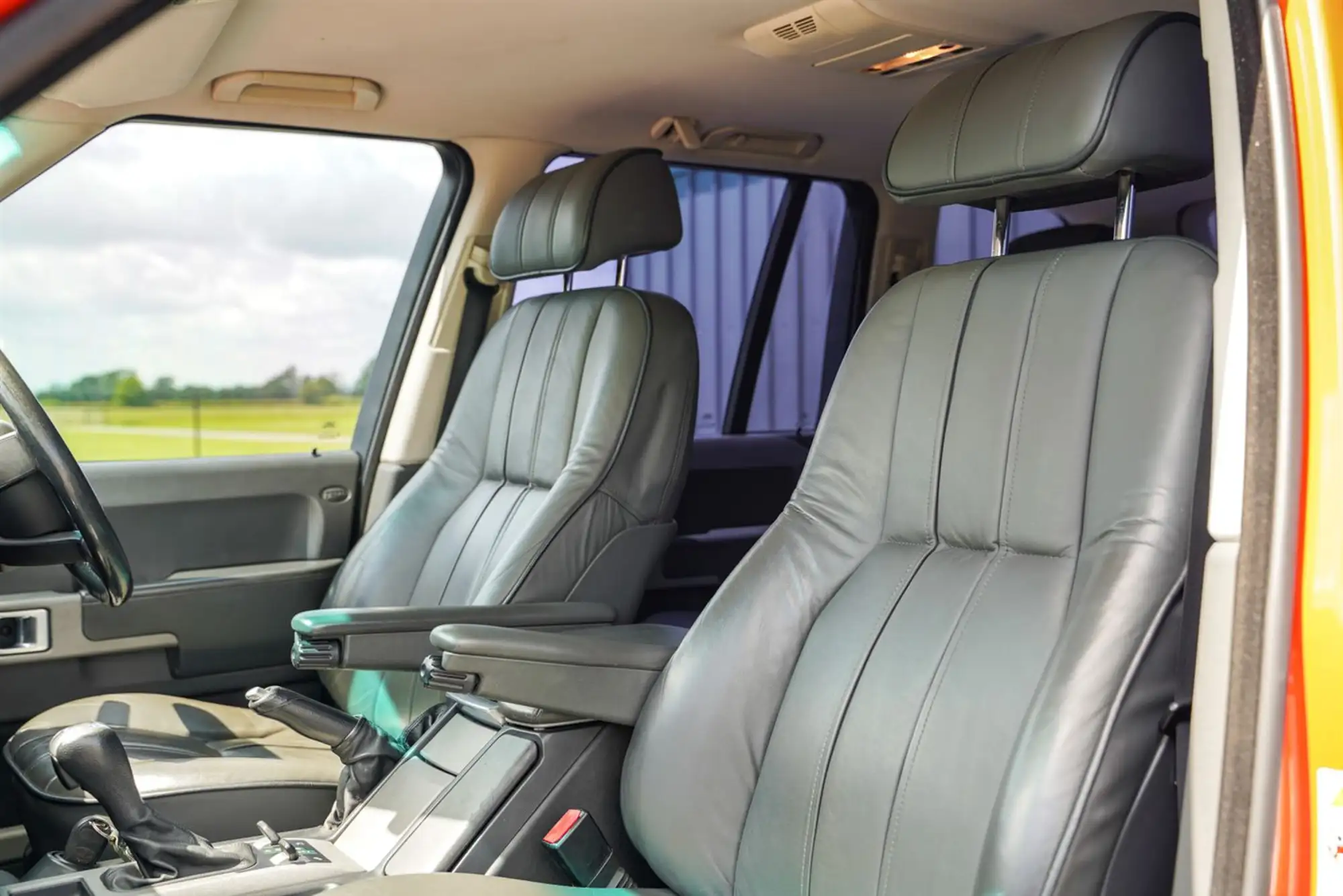 2002 Range Rover G4 Challenge-Sold