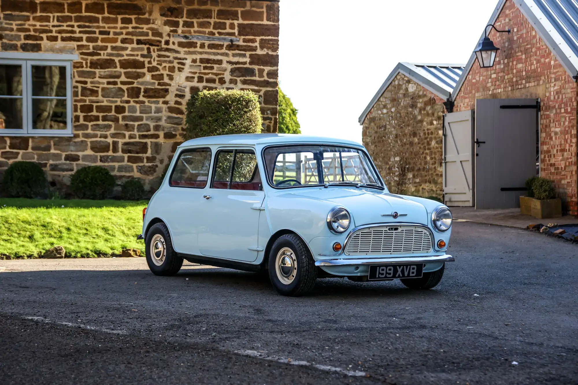 Iconic Auctioneers | 1960 Morris Mini-Sold