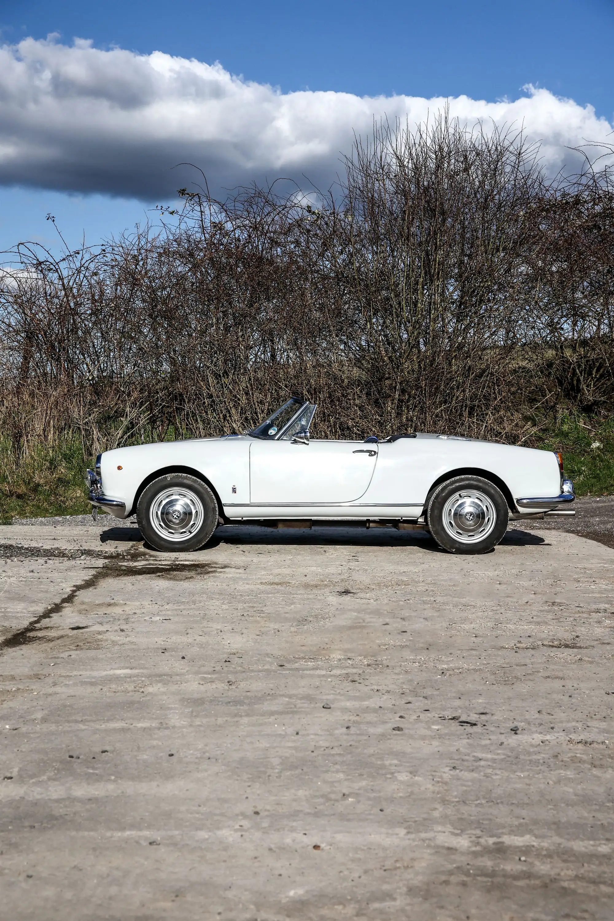 1963 Alfa Romeo Giulia Spider 1600 (Tipo 101.23)-Sold