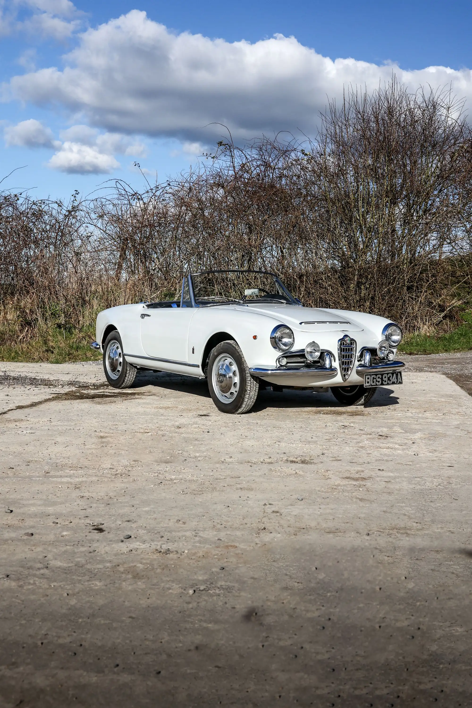 1963 Alfa Romeo Giulia Spider 1600 (Tipo 101.23)-Sold