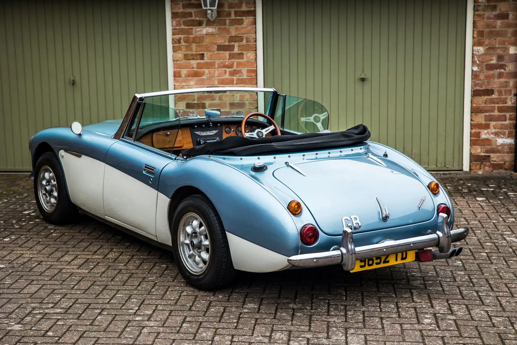 1990 Classic Roadsters Saxon 'Healey' 2.8 Convertible-Sold