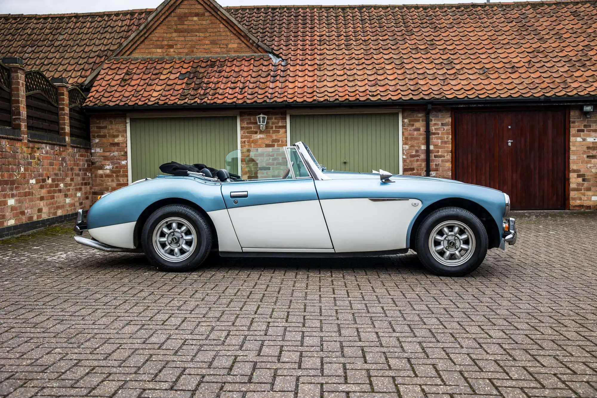 1990 Classic Roadsters Saxon 'Healey' 2.8 Convertible-Sold