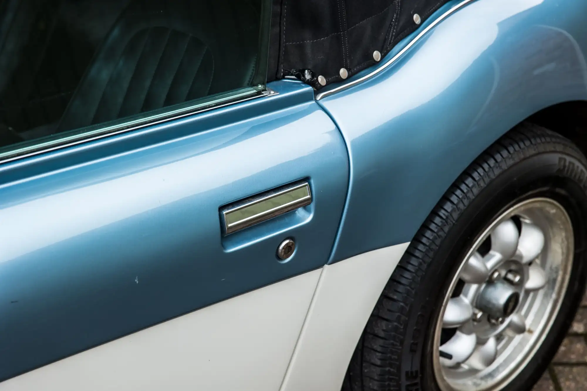 1990 Classic Roadsters Saxon 'Healey' 2.8 Convertible-Sold