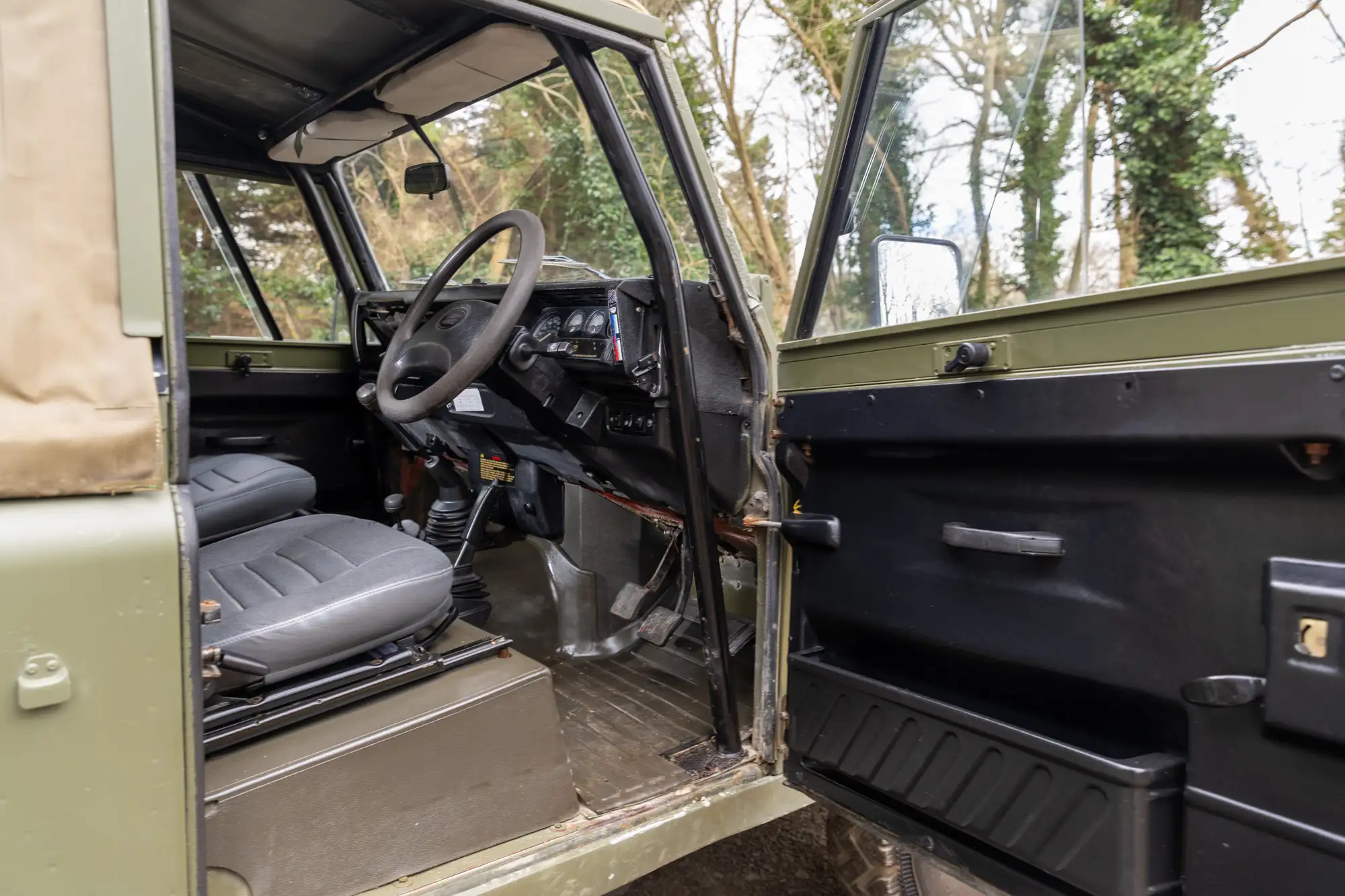 1997 Land Rover Defender 90 Wolf-Sold