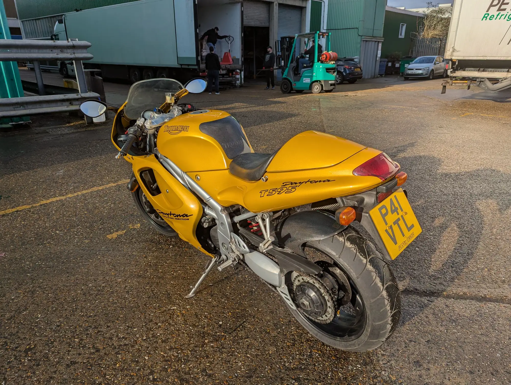 1997 Triumph T595 Daytona 955cc-Sold