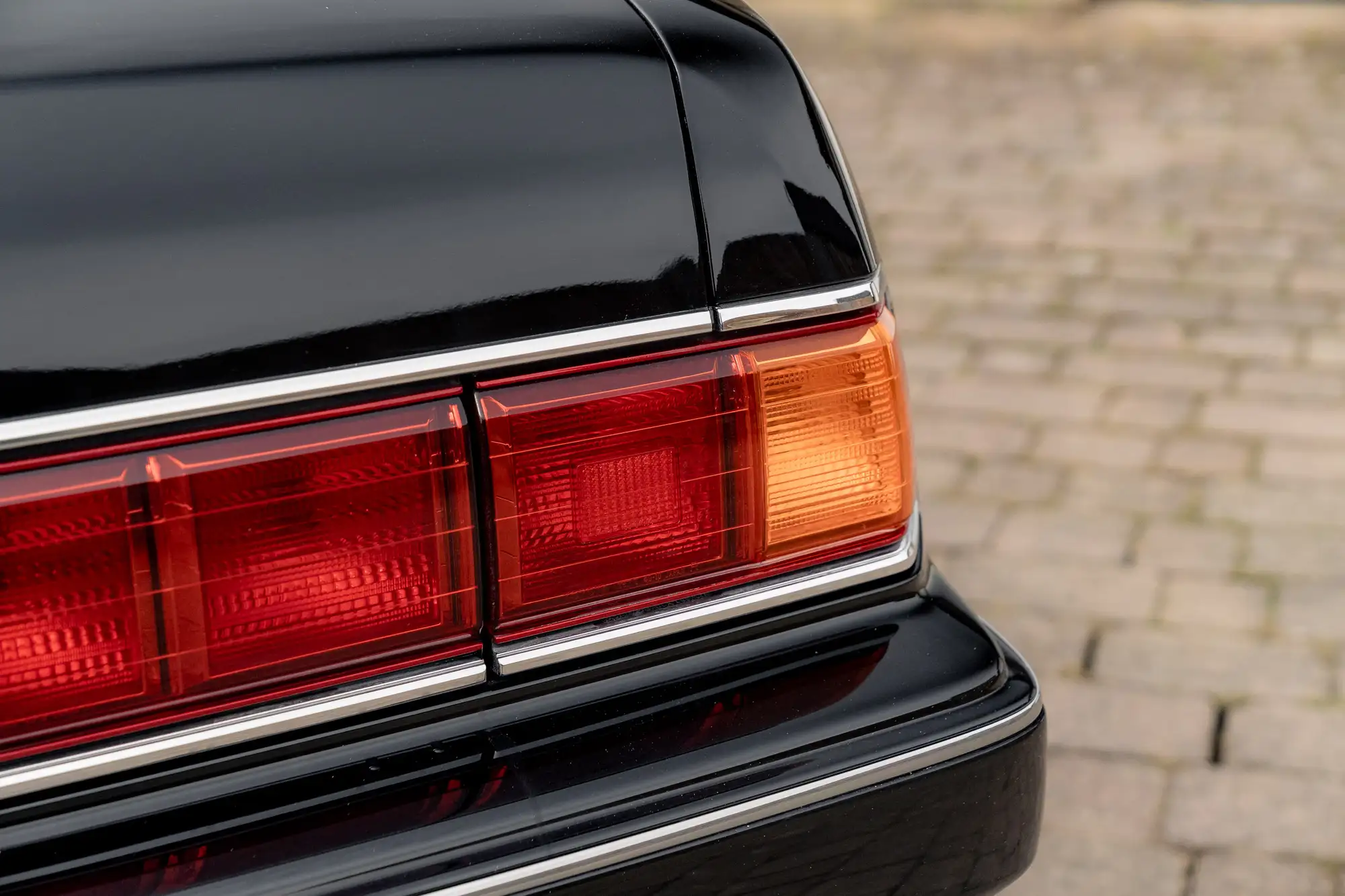 2001 Toyota Century V12-Sold