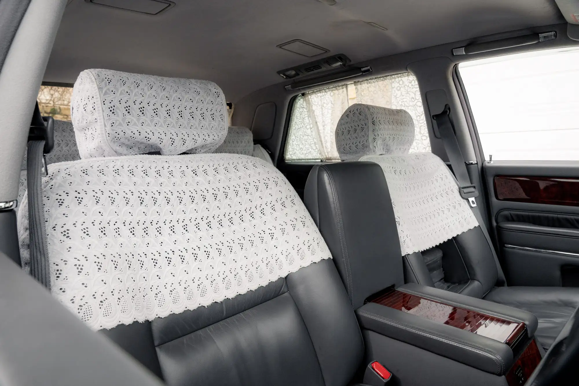 2001 Toyota Century V12-Sold