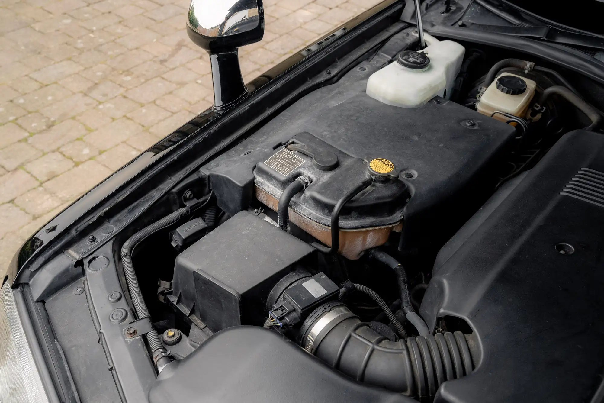 2001 Toyota Century V12-Sold