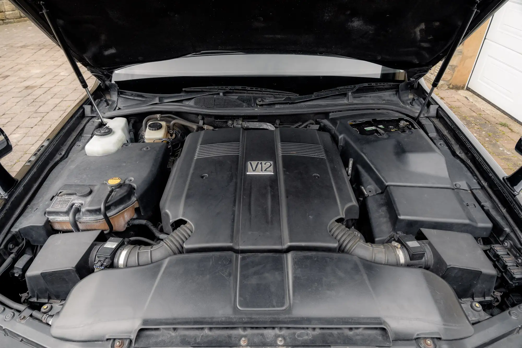 2001 Toyota Century V12-Sold