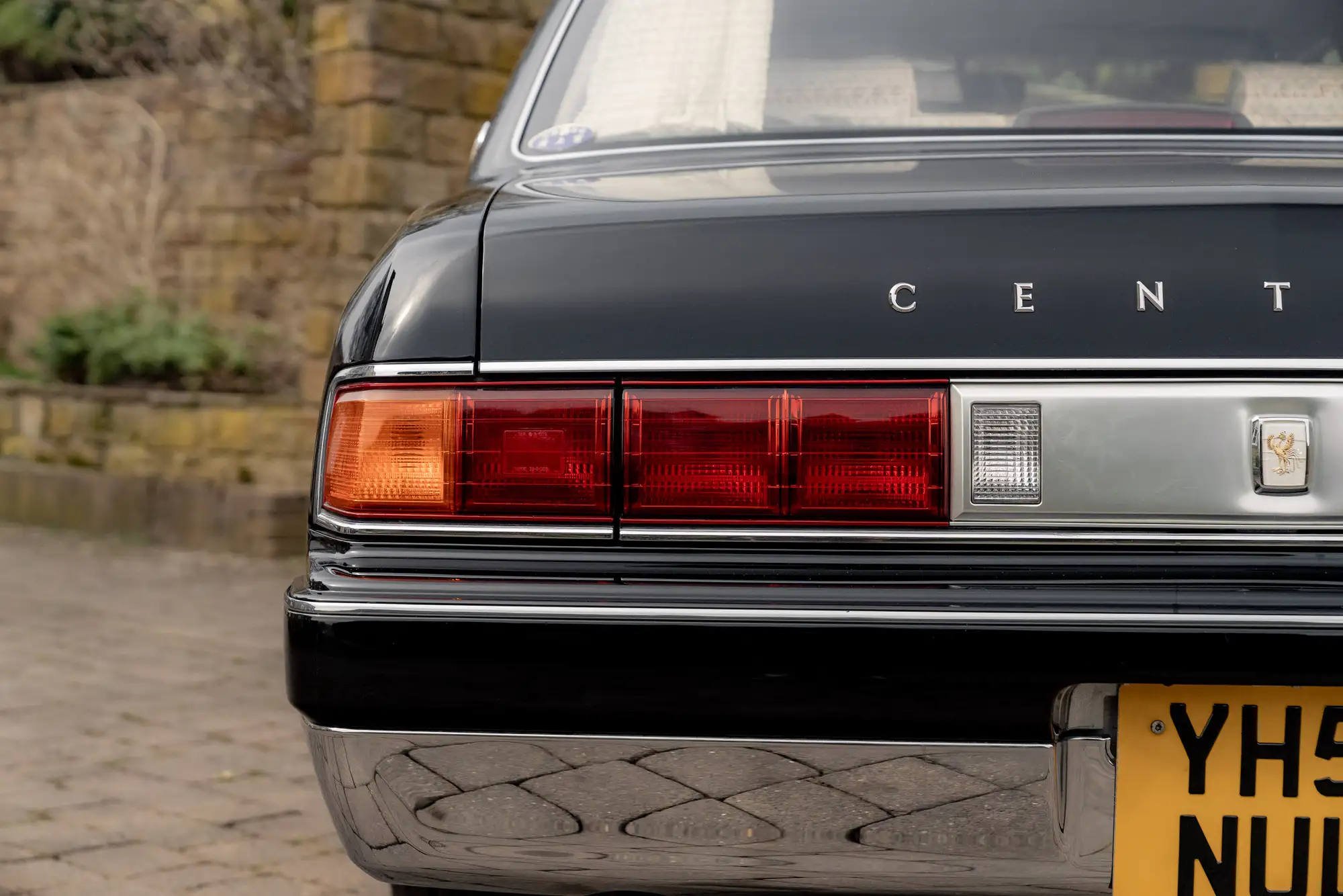 2001 Toyota Century V12-Sold