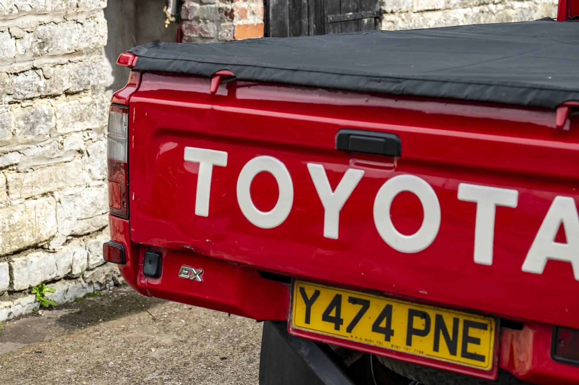 2001 Toyota Hilux Single Cab-Sold