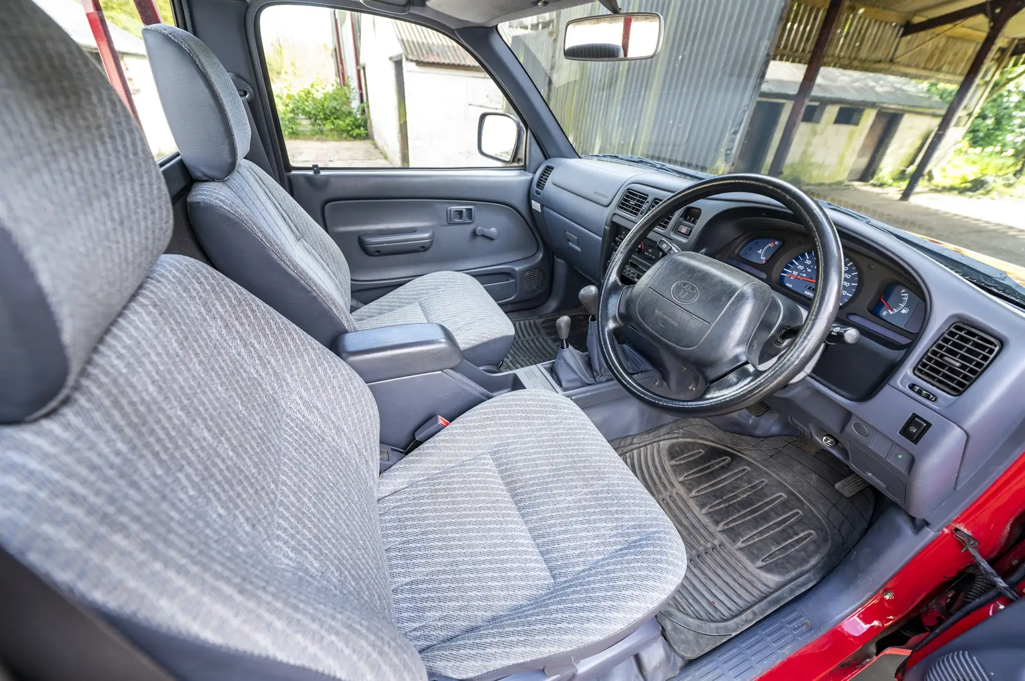 2001 Toyota Hilux Single Cab-Sold