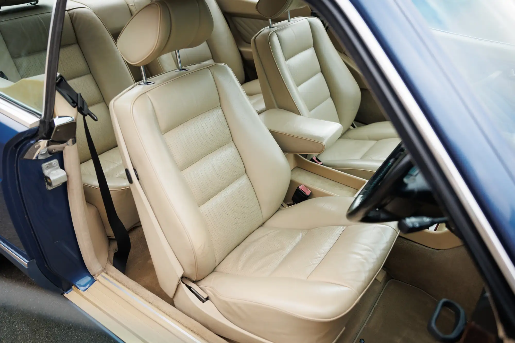 1991 Mercedes-Benz 560 SEC (C126)-Sold