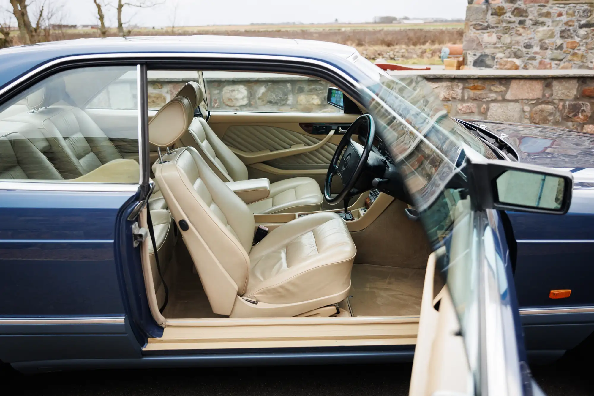 1991 Mercedes-Benz 560 SEC (C126)-Sold