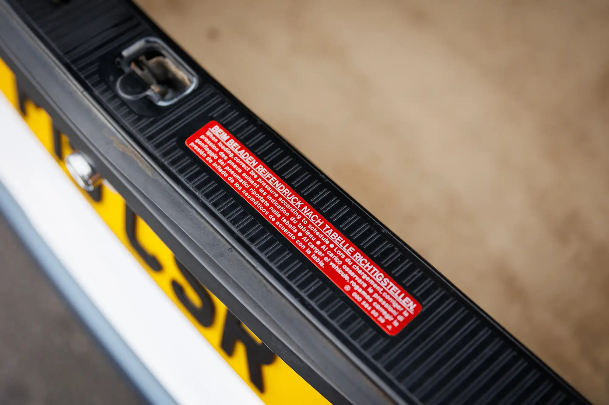 1991 Mercedes-Benz 560 SEC (C126)-Sold
