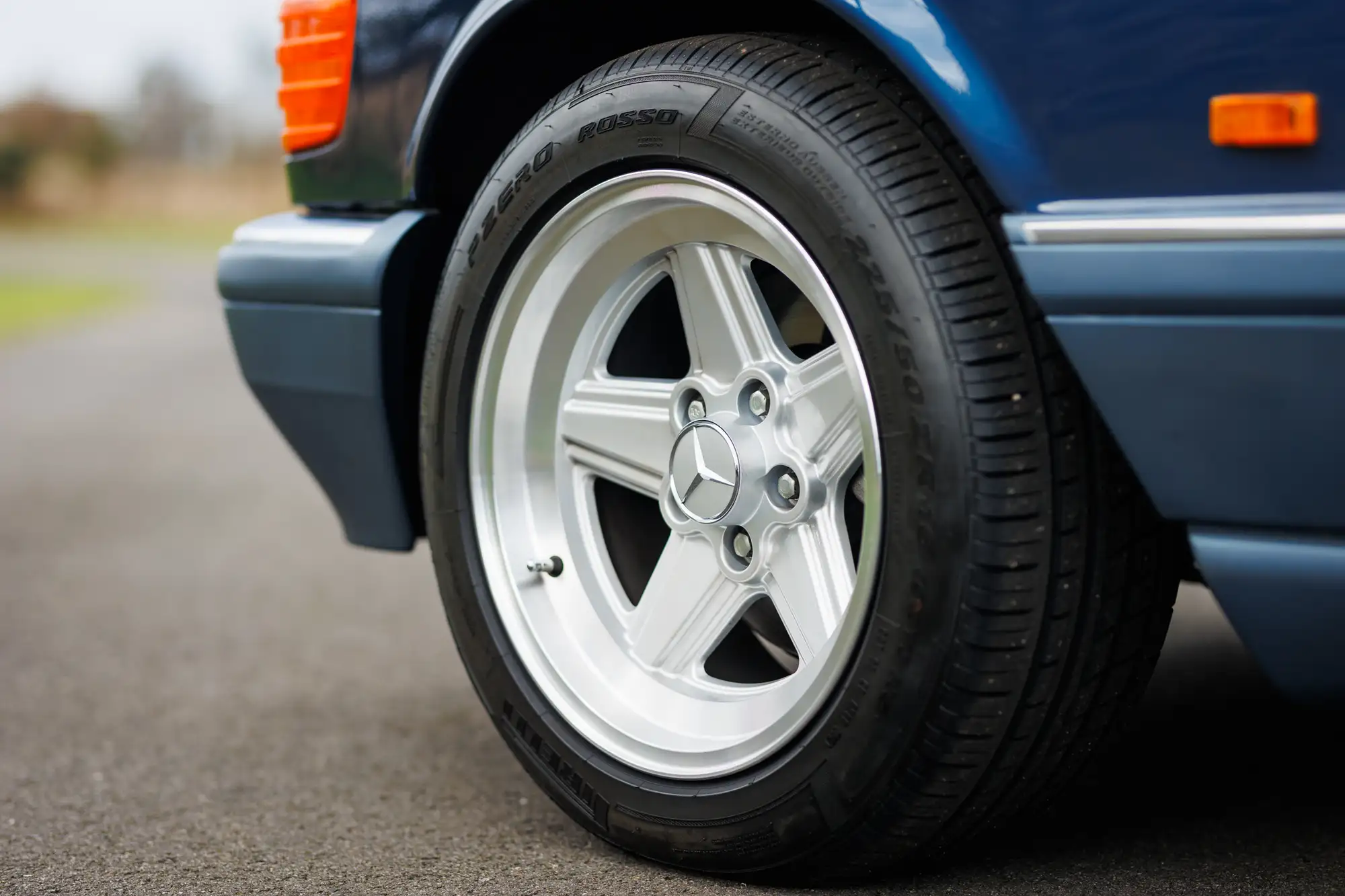 1991 Mercedes-Benz 560 SEC (C126)-Sold