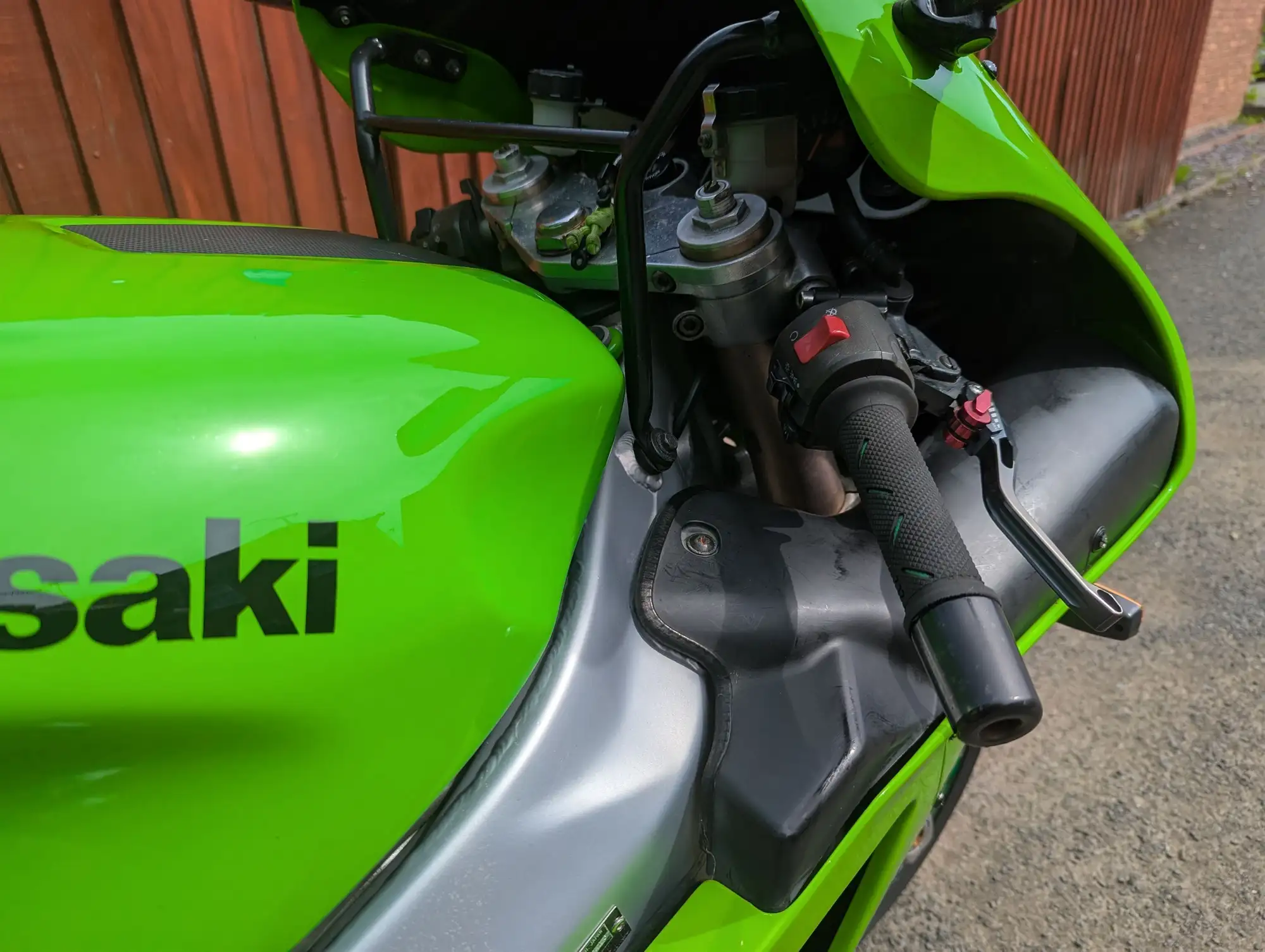 1998 Kawasaki ZX-7R 748cc*-Sold