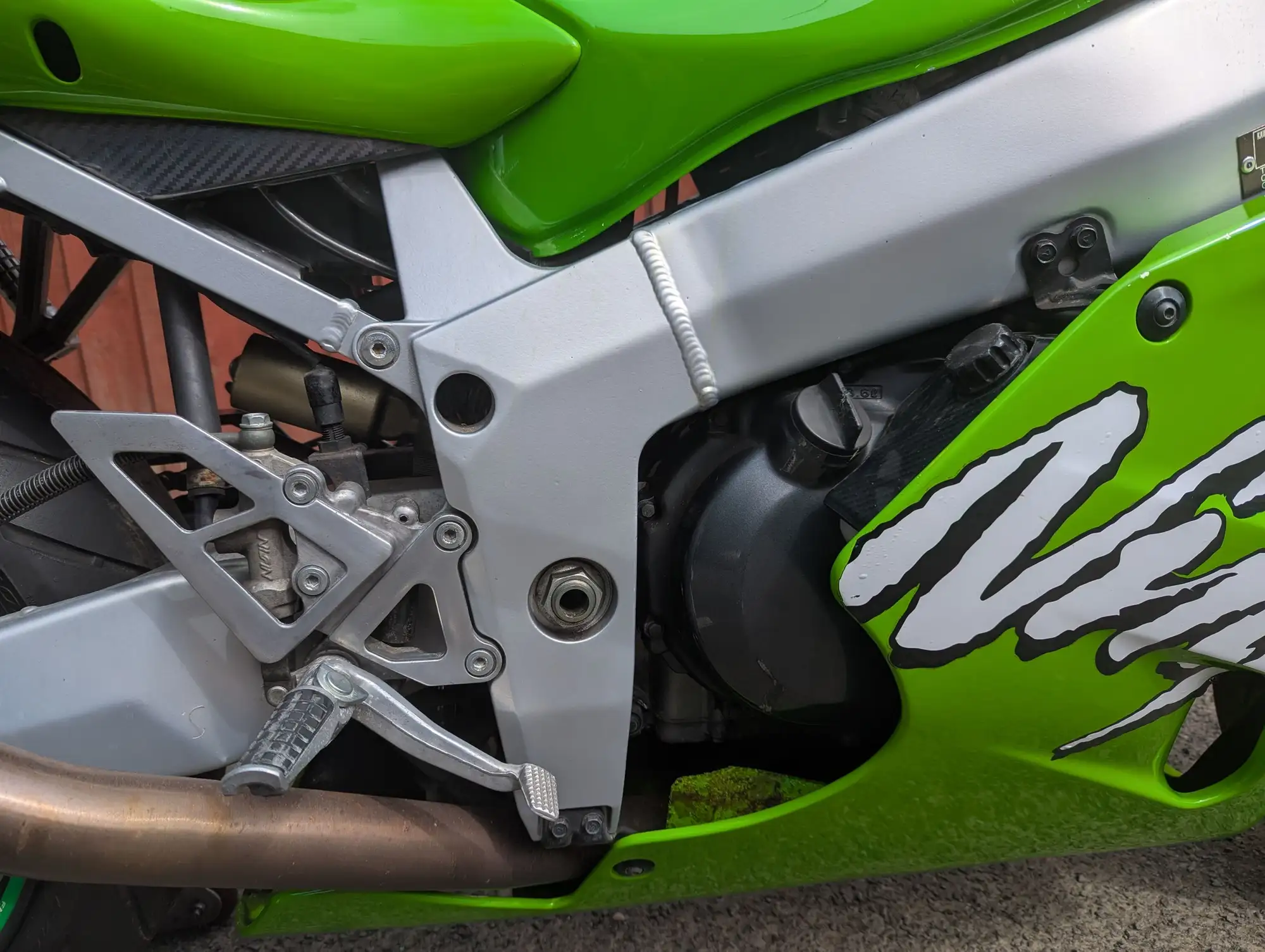1998 Kawasaki ZX-7R 748cc*-Sold