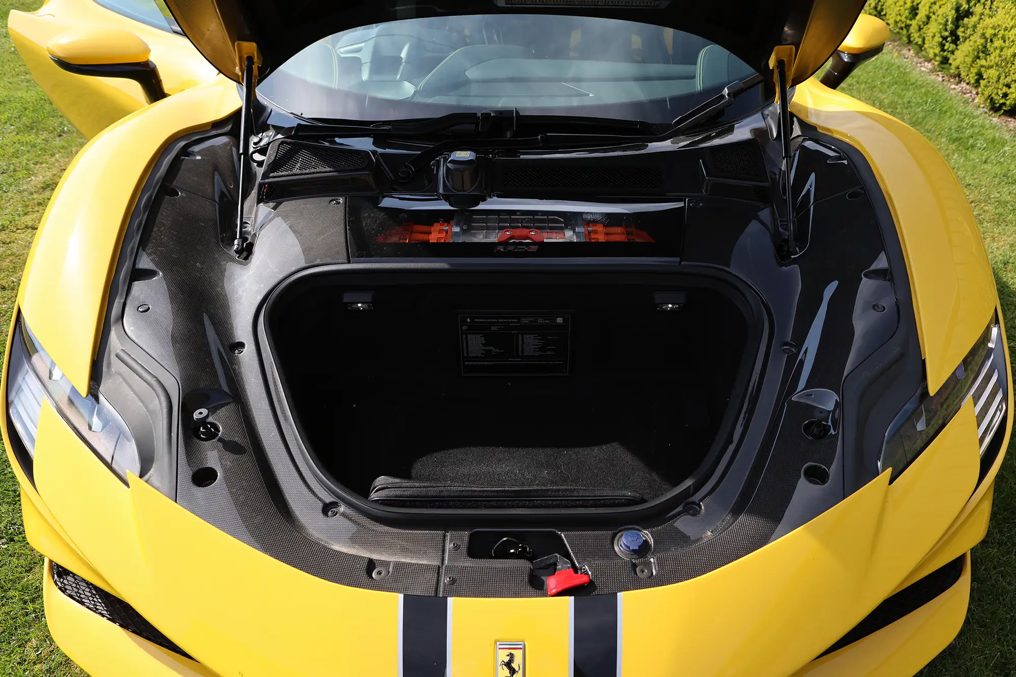 2021 Ferrari SF90 Stradale-Sold