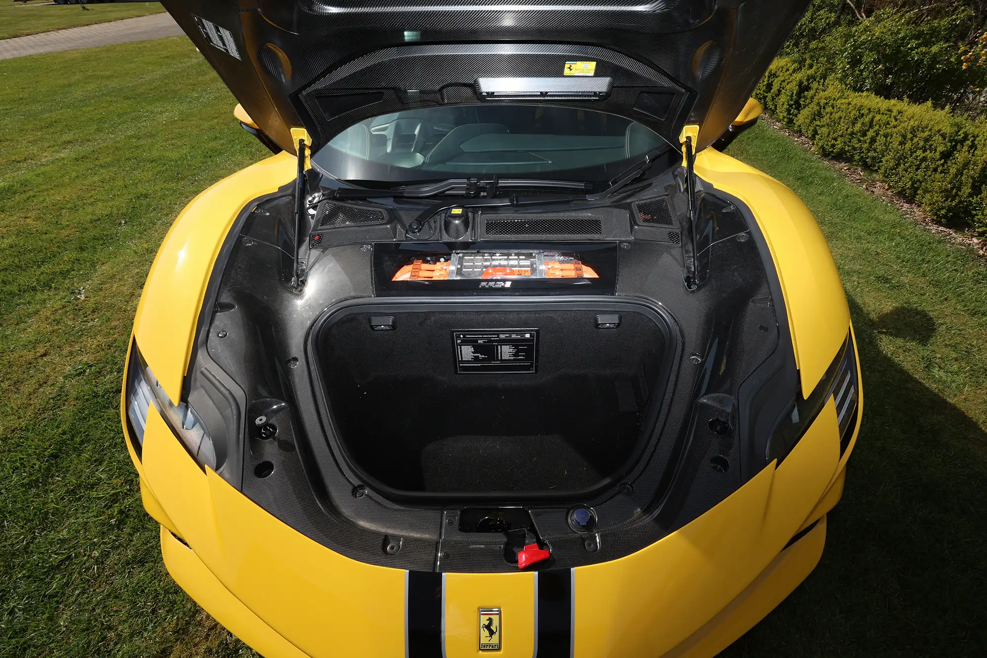 2021 Ferrari SF90 Stradale-Sold