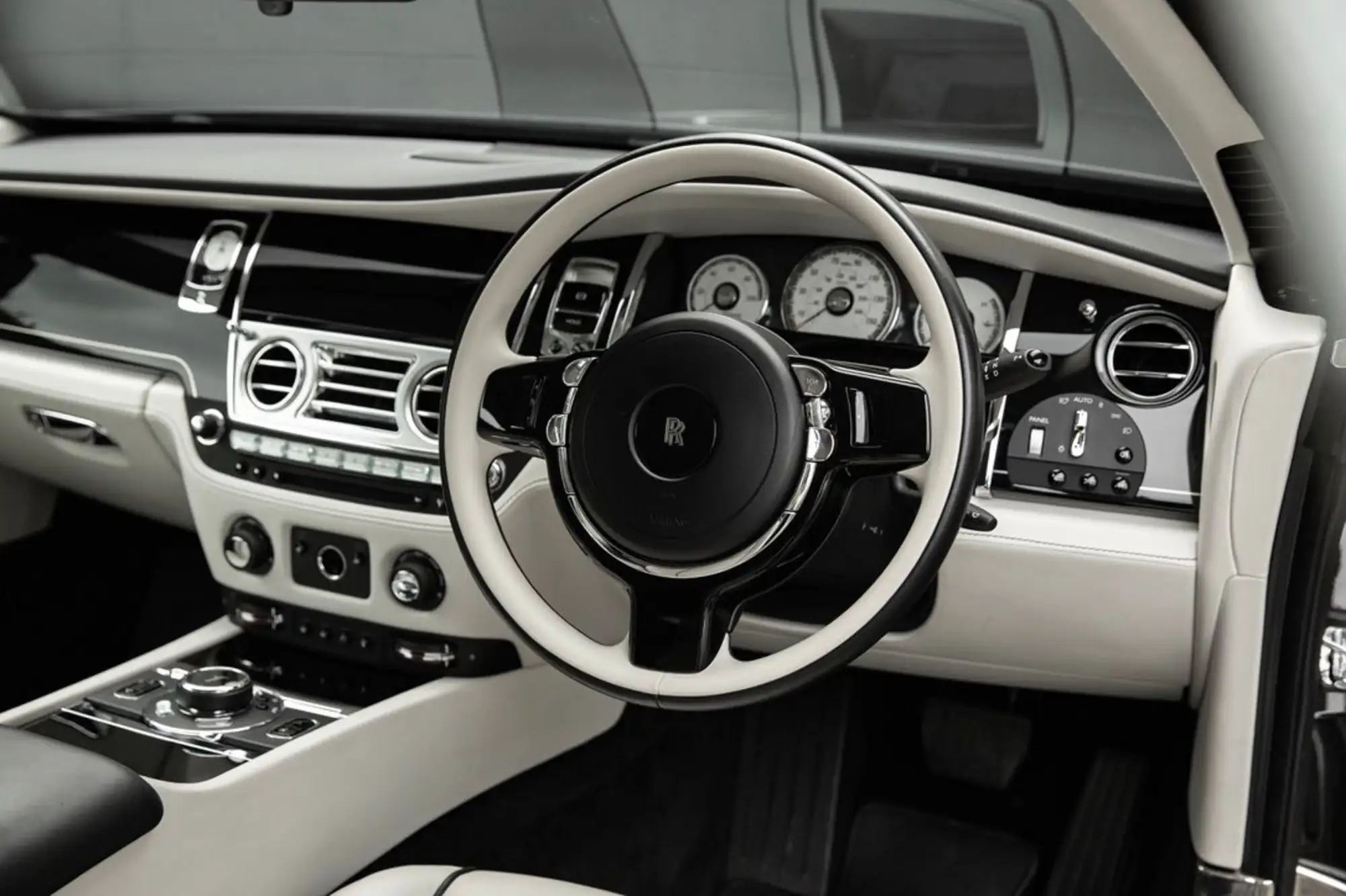 2017 Rolls-Royce Wraith-Sold